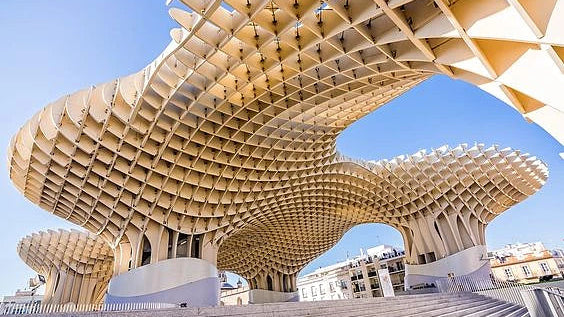 Zaproś do Wnętrza Klimat Podróży po Słonecznej Europie: płytki Maxfliz
