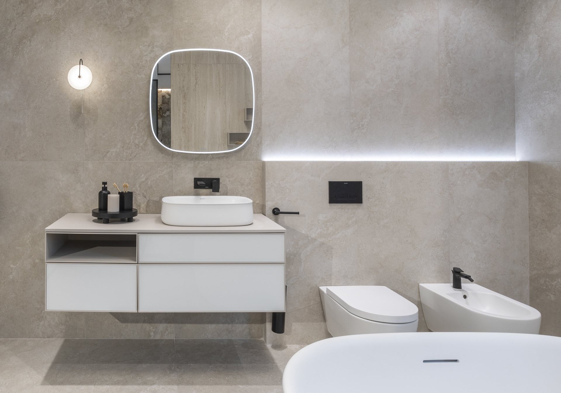PŁYTKA CERAMICZNA MAX TRAVERTINO BEIGE 119.7 X 119.7 CM OD MAXHOME