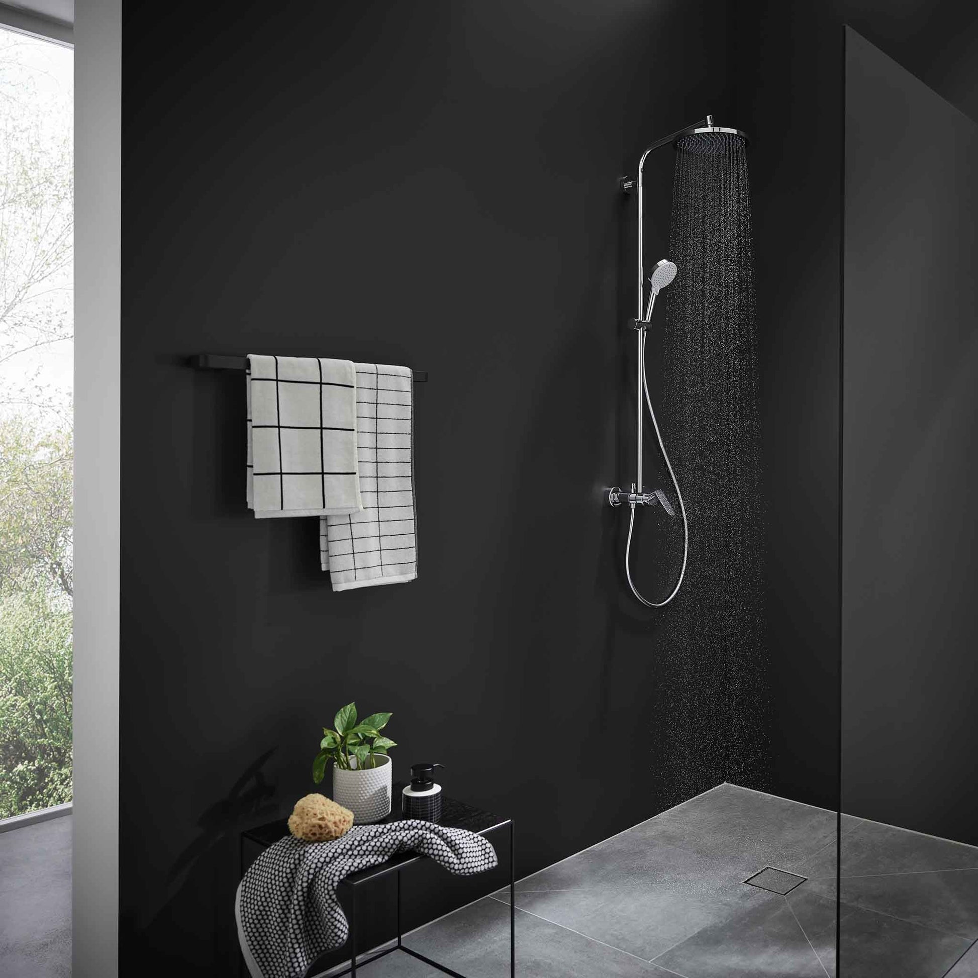 BATERIA WANNOWO-PRYSZNICOWA  CROMETTA S SREBRNY OD HANSGROHE 27269000
