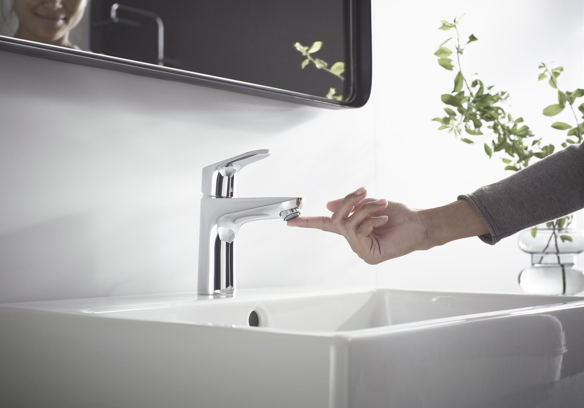 BATERIA UMYWALKOWA FOCUS SREBRNY OD HANSGROHE 31517000