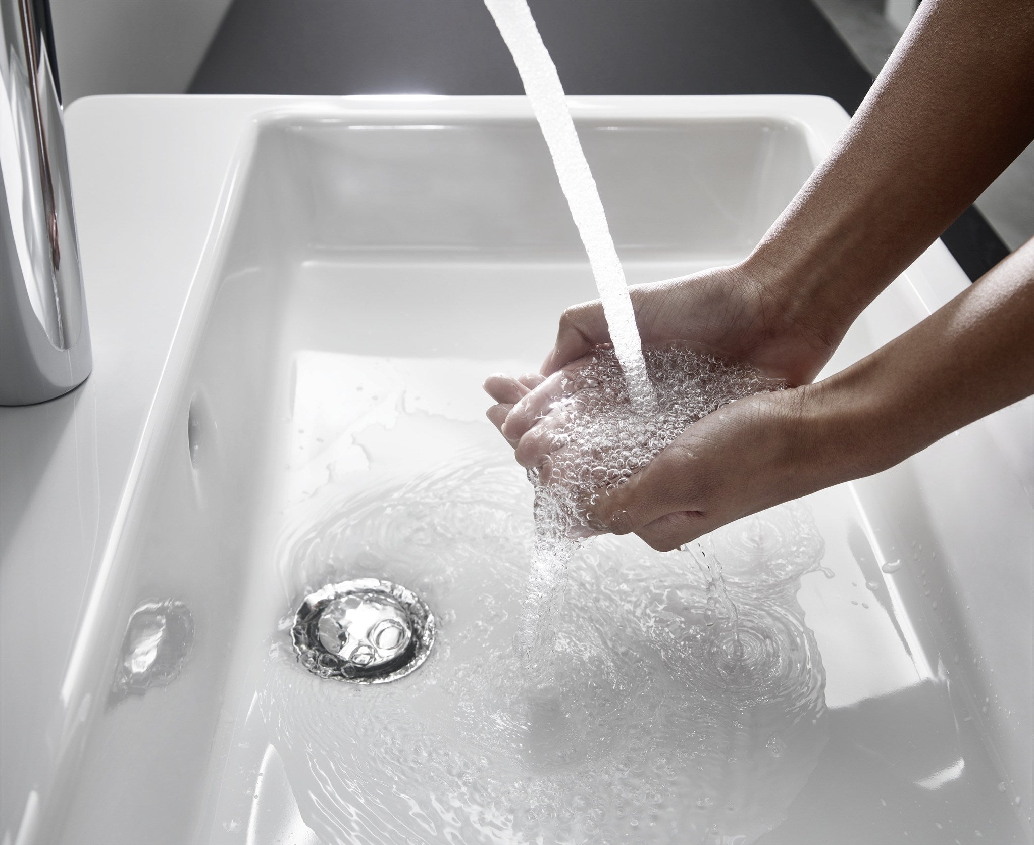 BATERIA UMYWALKOWA  LOGIS SREBRNY OD HANSGROHE 71600000