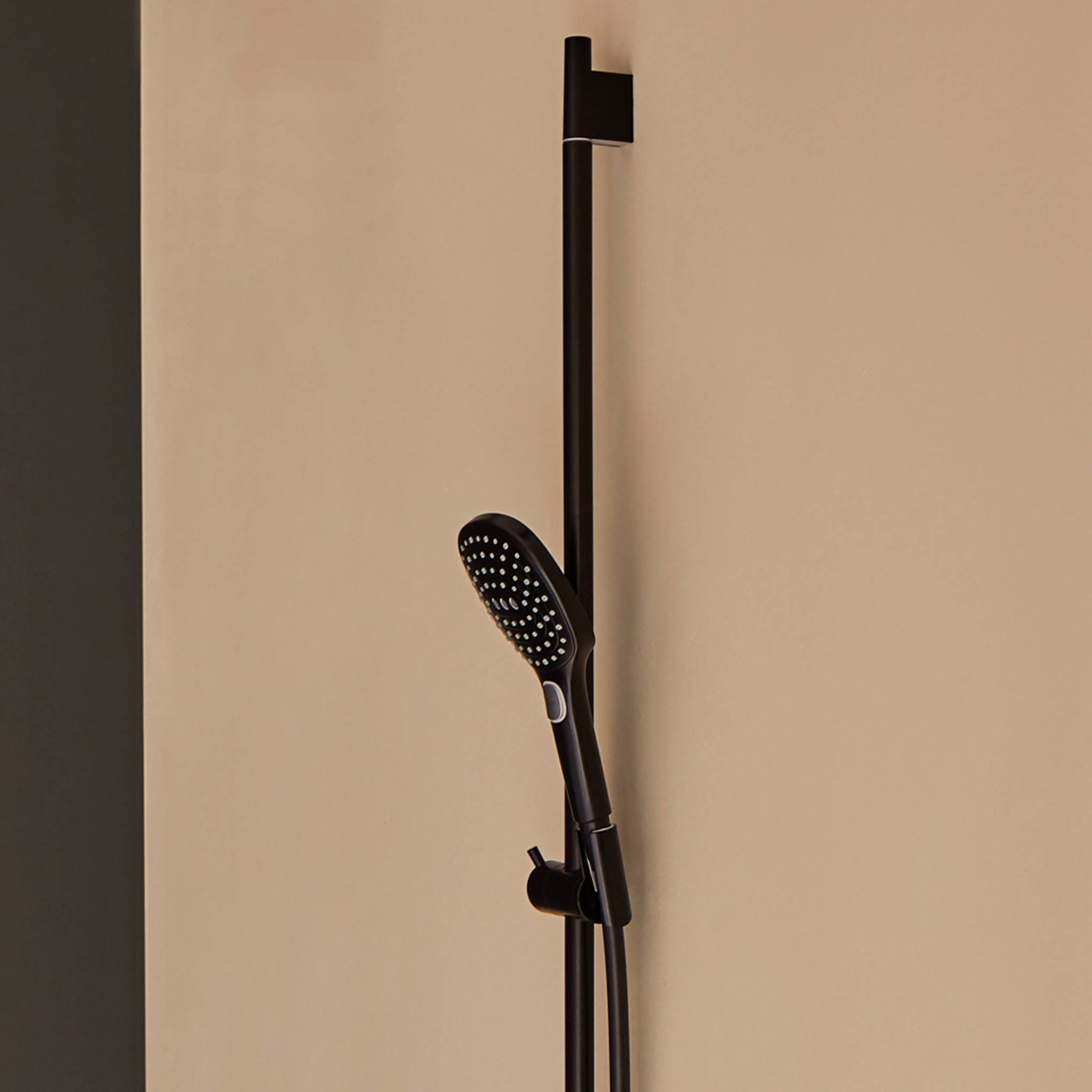 SŁUCHAWKA PRYSZNICOWA  RAINDANCE SELECT E CZARNY OD HANSGROHE 26520670