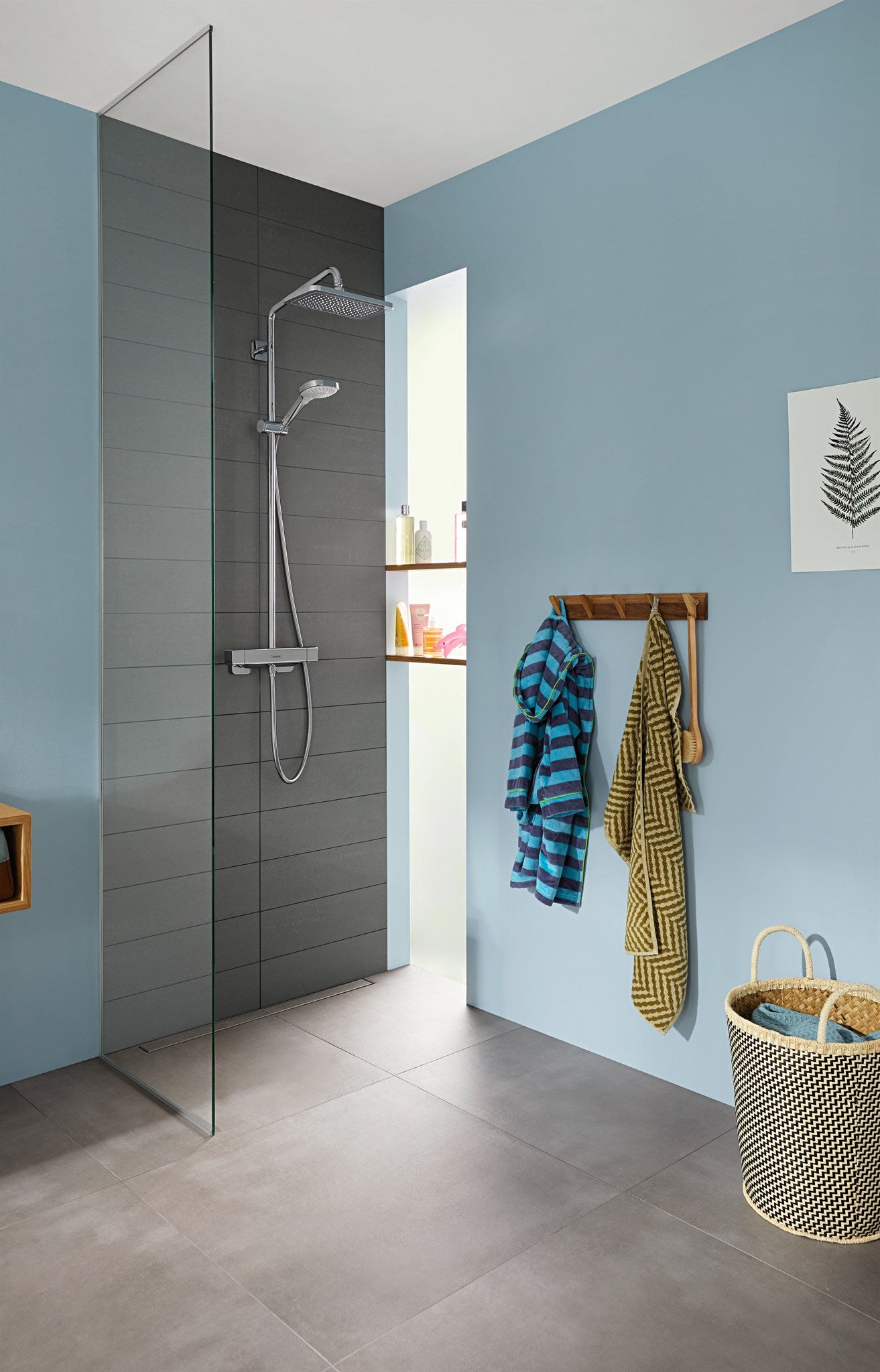 BATERIA WANNOWO-PRYSZNICOWA  CROMA E SREBRNY OD HANSGROHE 27630000