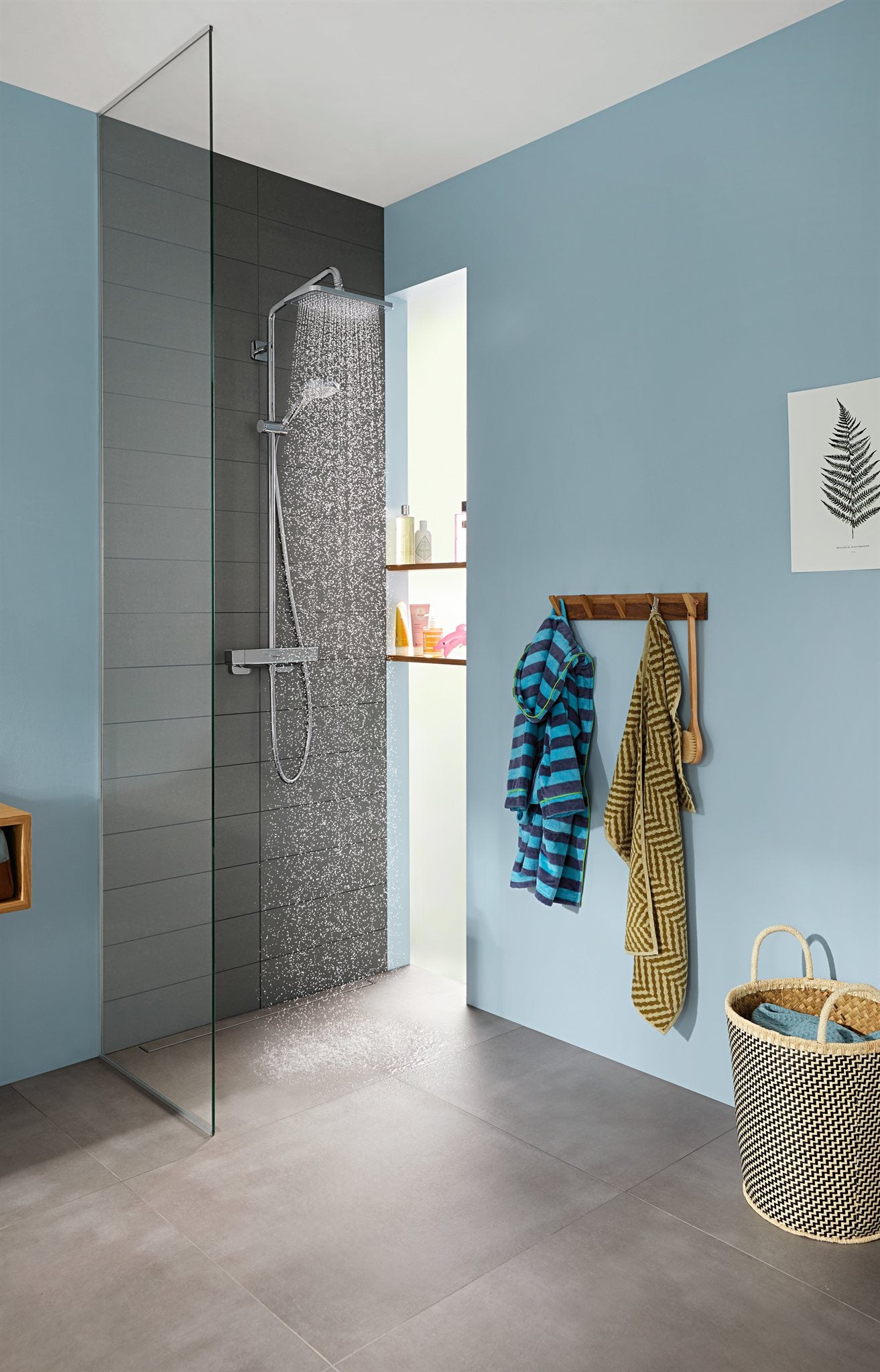 BATERIA WANNOWO-PRYSZNICOWA  CROMA E OD HANSGROHE 27630000