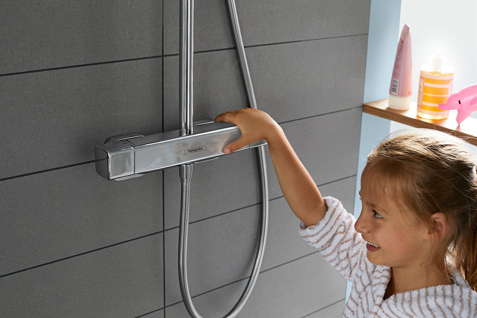BATERIA WANNOWO-PRYSZNICOWA  CROMA E OD HANSGROHE 27630000