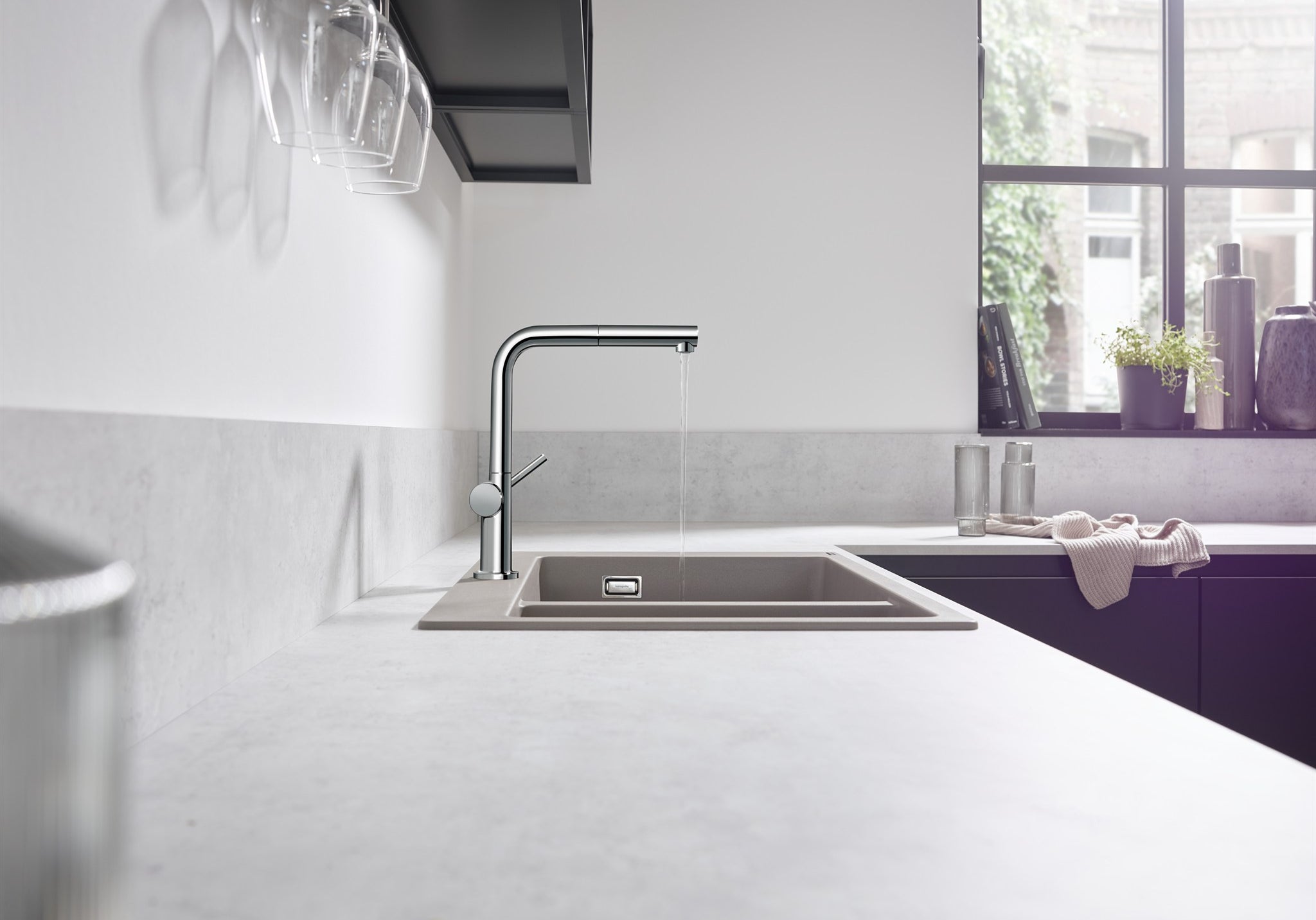 BATERIA KUCHENNA NATYNKOWA TALIS M54 SREBRNY OD HANSGROHE 72809000
