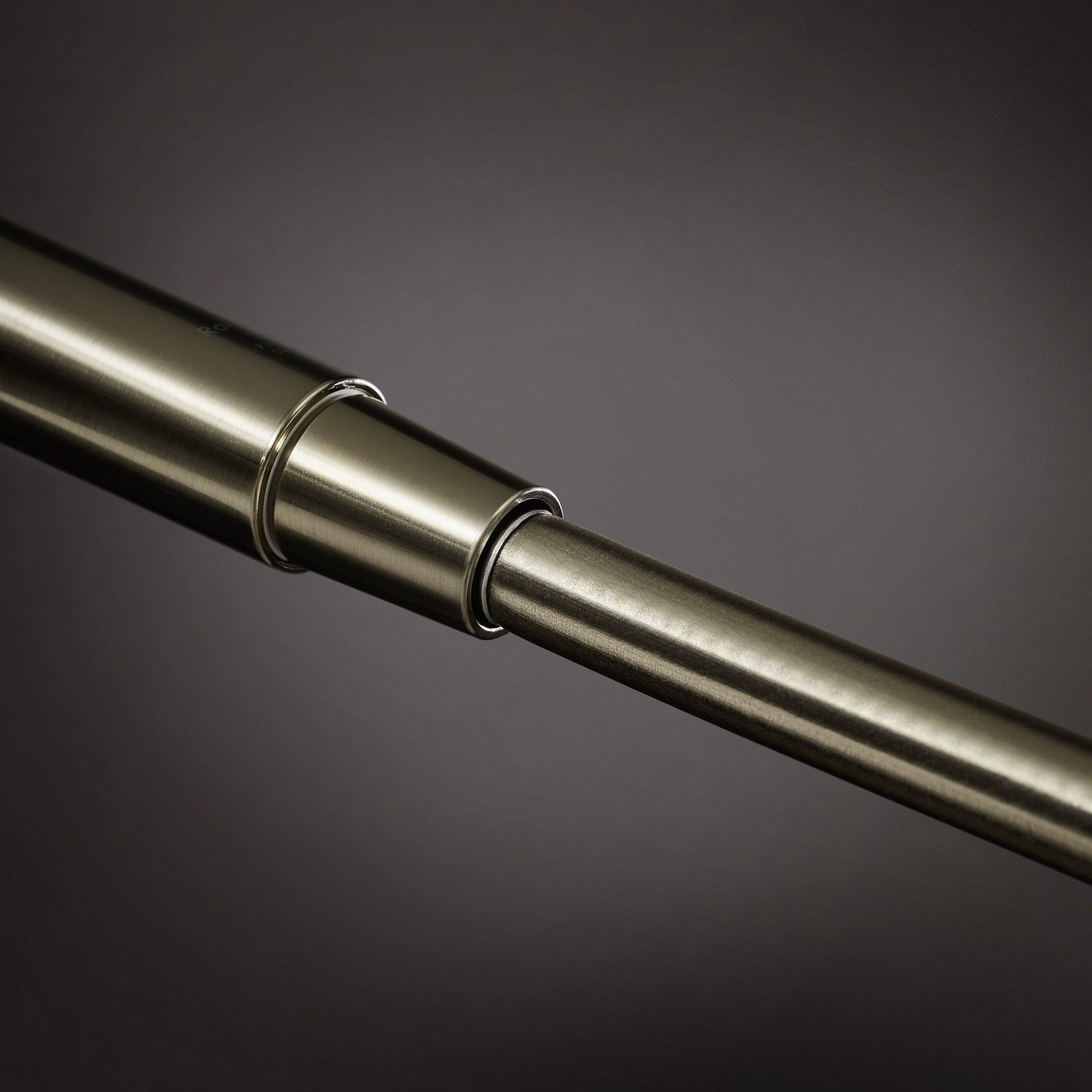 WĄŻ PRYSZNICOWY  ISIFLEX BRĄZOWY OD HANSGROHE 28272140