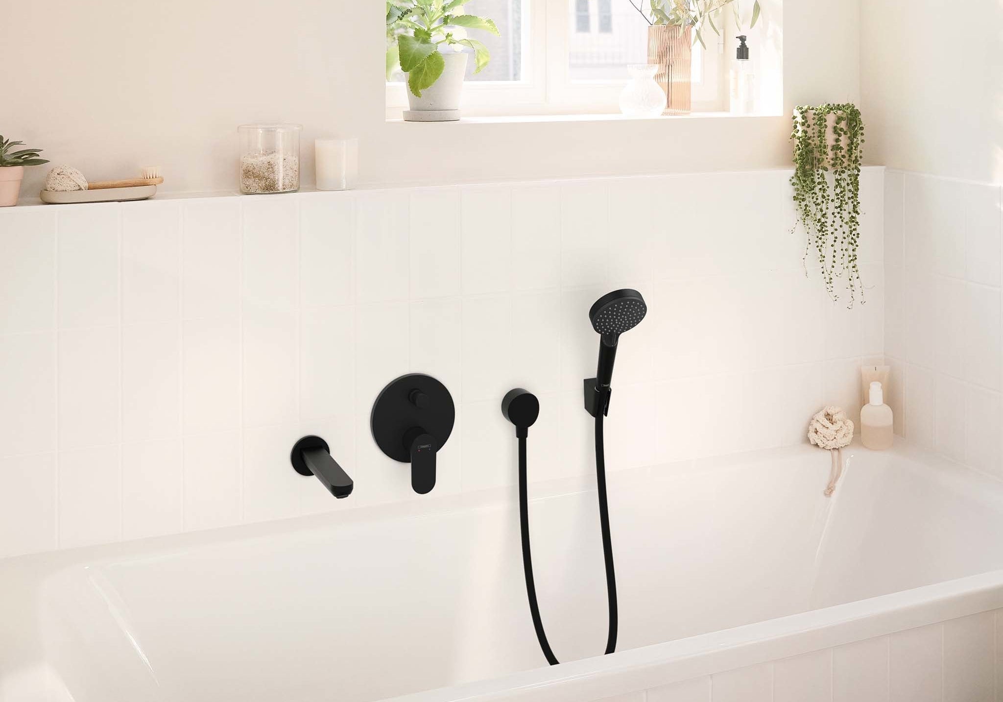 BATERIA WANNOWA  VERNIS BLEND CZARNY OD HANSGROHE 71466670