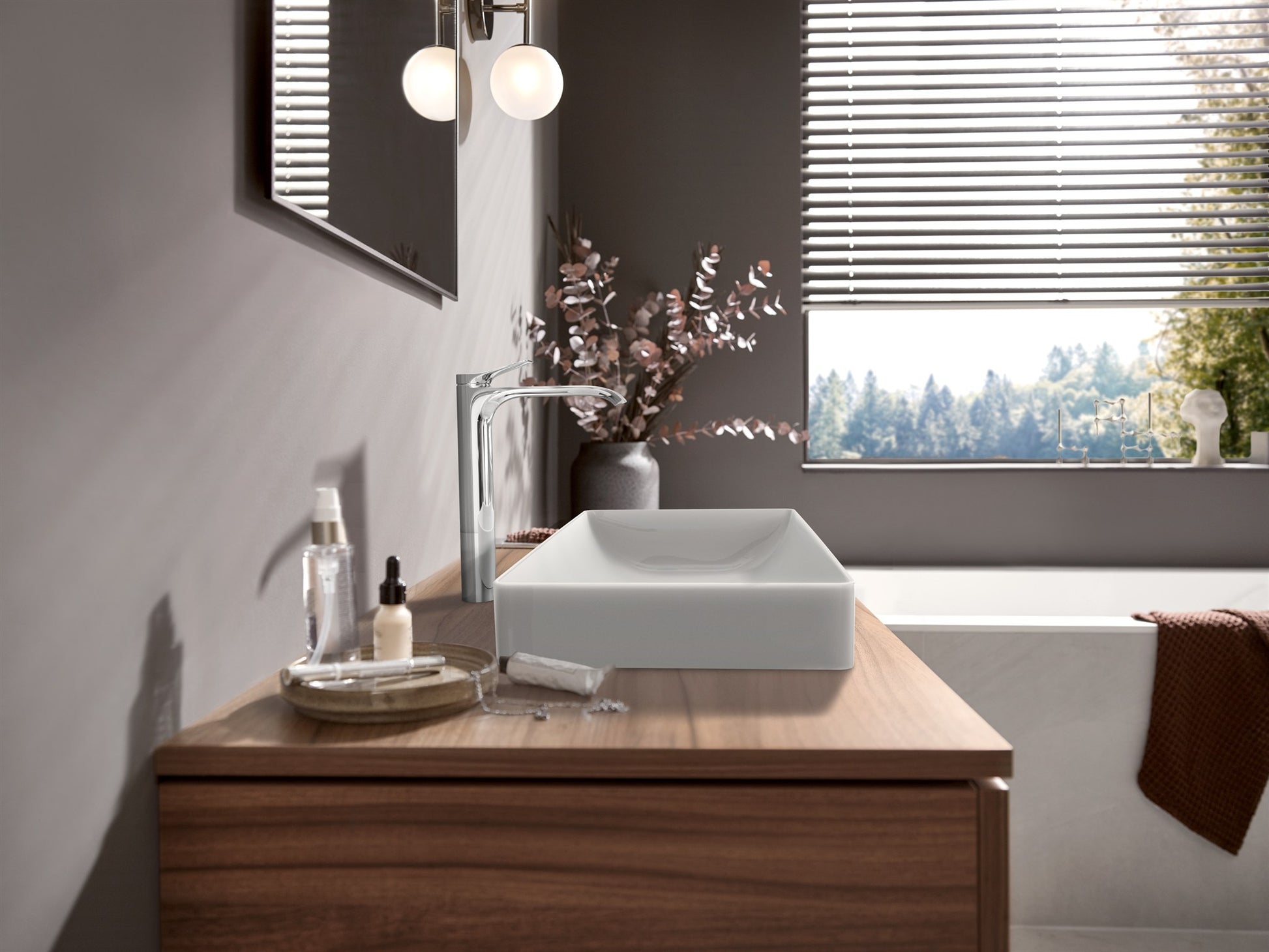 BATERIA UMYWALKOWA VIVENIS SREBRNY OD HANSGROHE 75040000