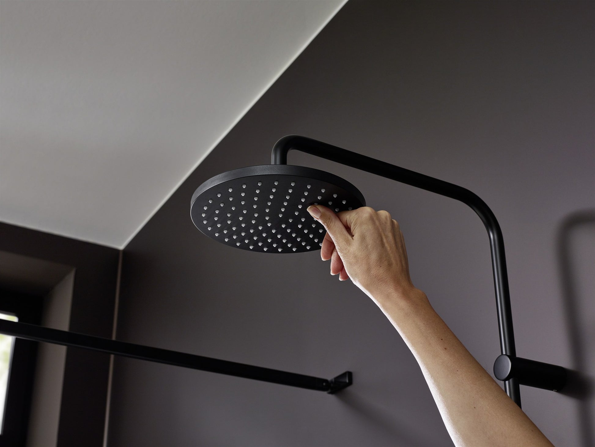 BATERIA WANNOWO-PRYSZNICOWA  VERNIS BLEND OD HANSGROHE 26276670