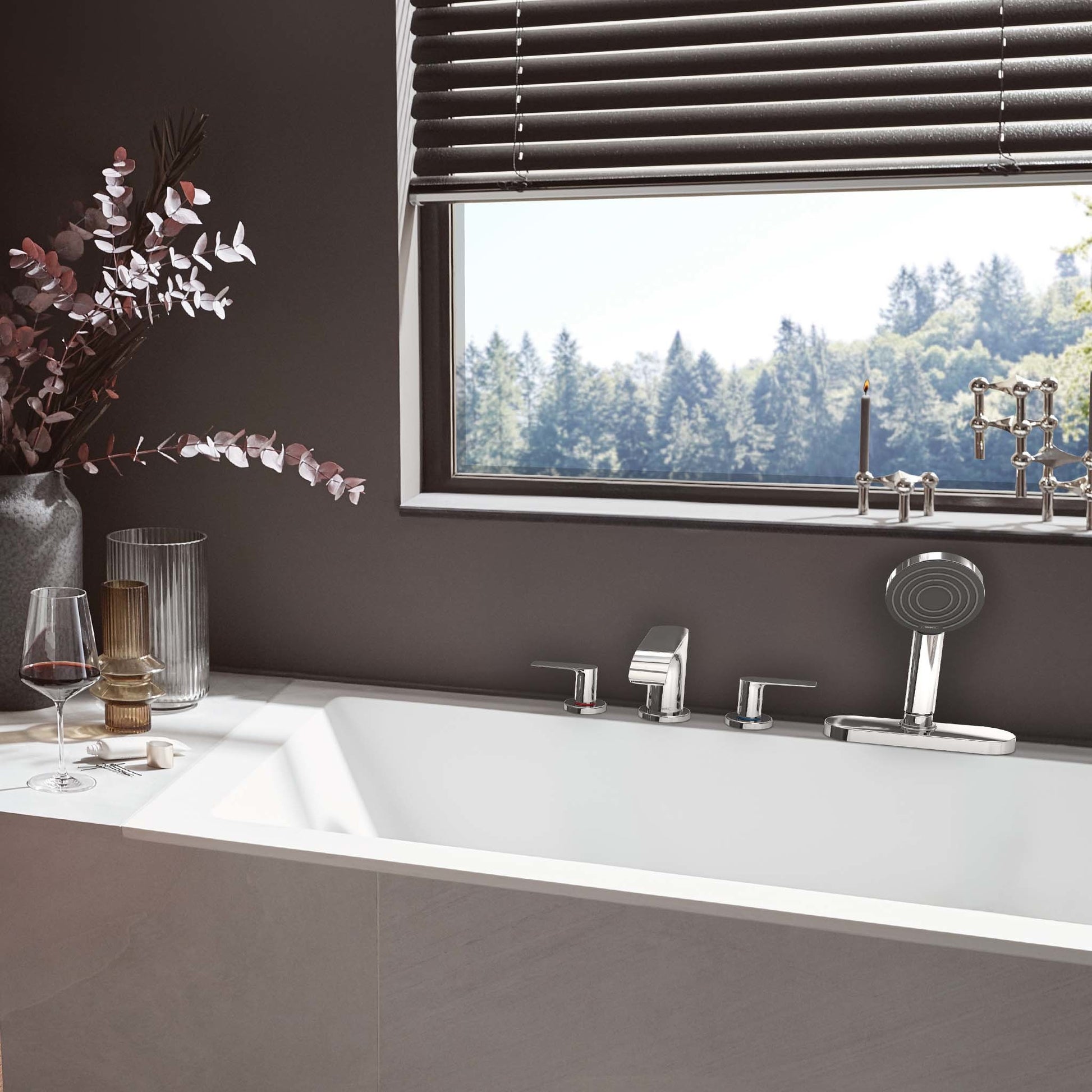 BATERIA WANNOWA VIVENIS SREBRNY OD HANSGROHE 75444000