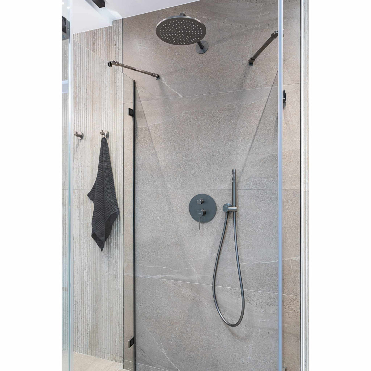 ZESTAW NATRYSKOWY PODTYNKOWY NORTHERN GUNMETAL BRUSHED OD MOBI NZP4250GMB