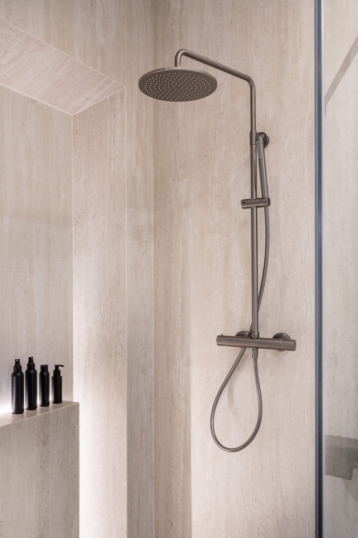 KOLUMNA NATRYSKOWA  NORTHERN GUNMETAL BRUSHED OD MOBI NZPT4265GMB