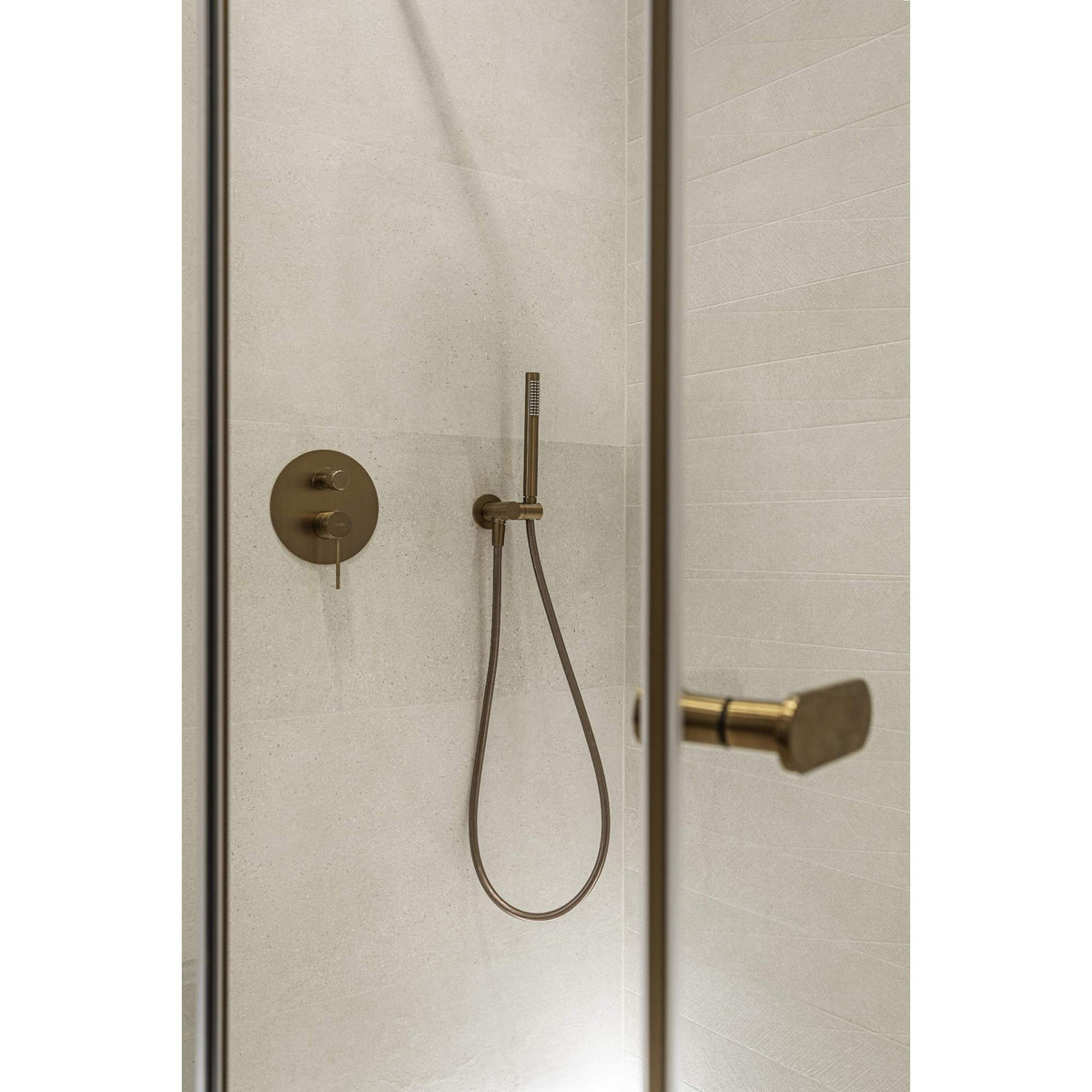 ZESTAW NATRYSKOWY PODTYNKOWY NORTHERN COPPER BRUSHED OD MOBI NZP4250CB