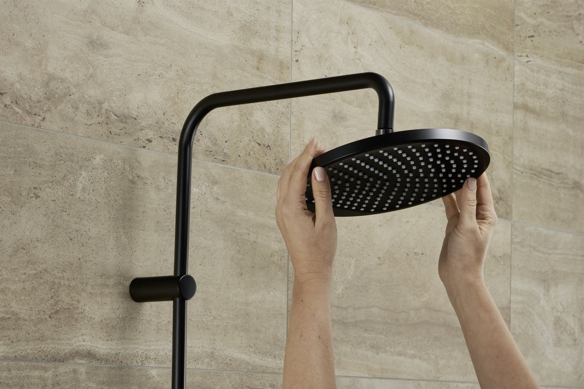 DESZCZOWNICA  CROMETTA S CZARNY OD HANSGROHE 26724670
