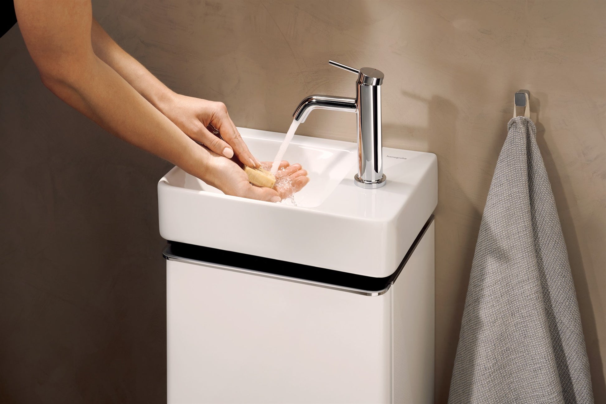 BATERIA UMYWALKOWA TECTURIS S SREBRNY OD HANSGROHE 73301000