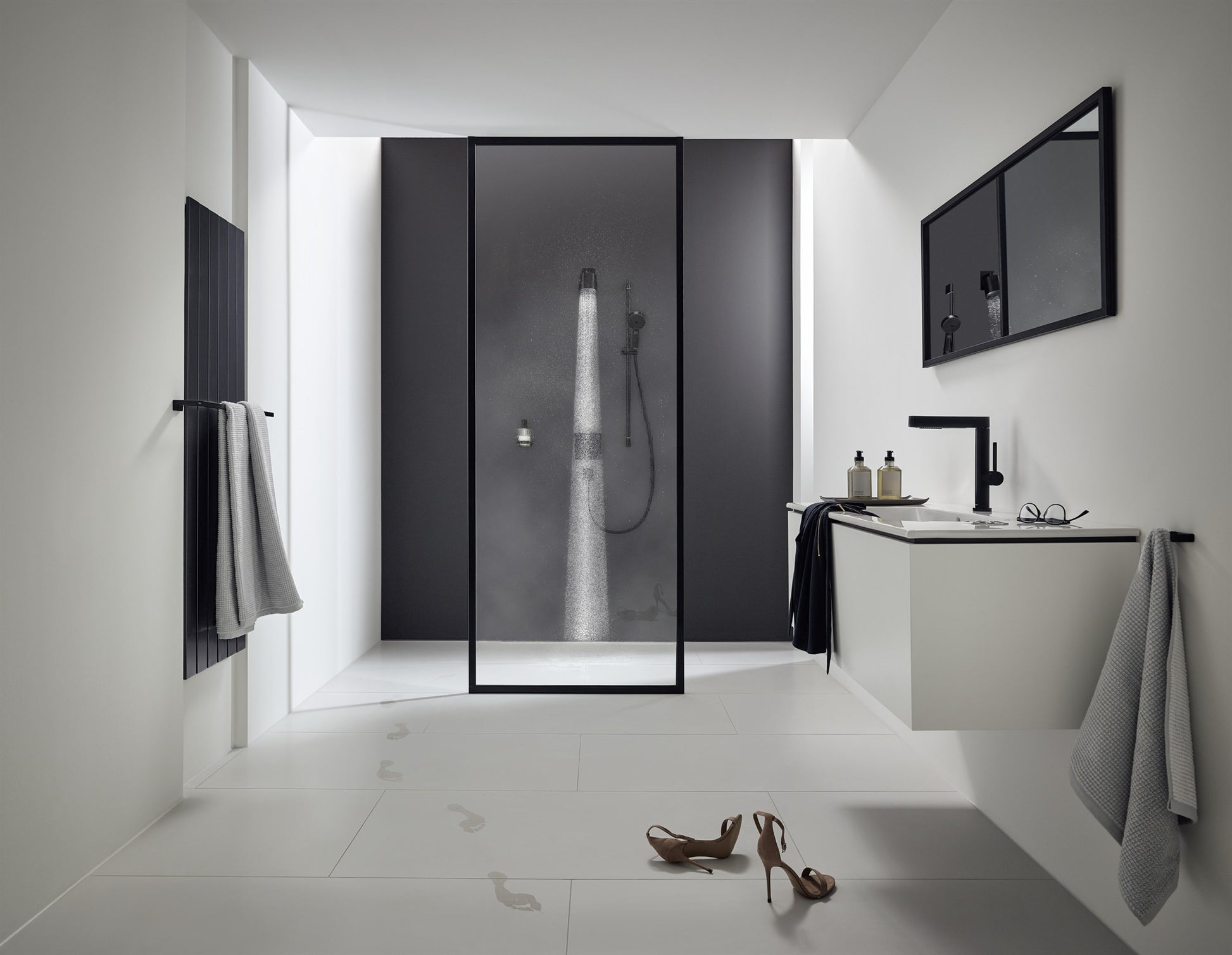 SŁUCHAWKA PRYSZNICOWA  PULSIFY S CZARNY OD HANSGROHE 24132670