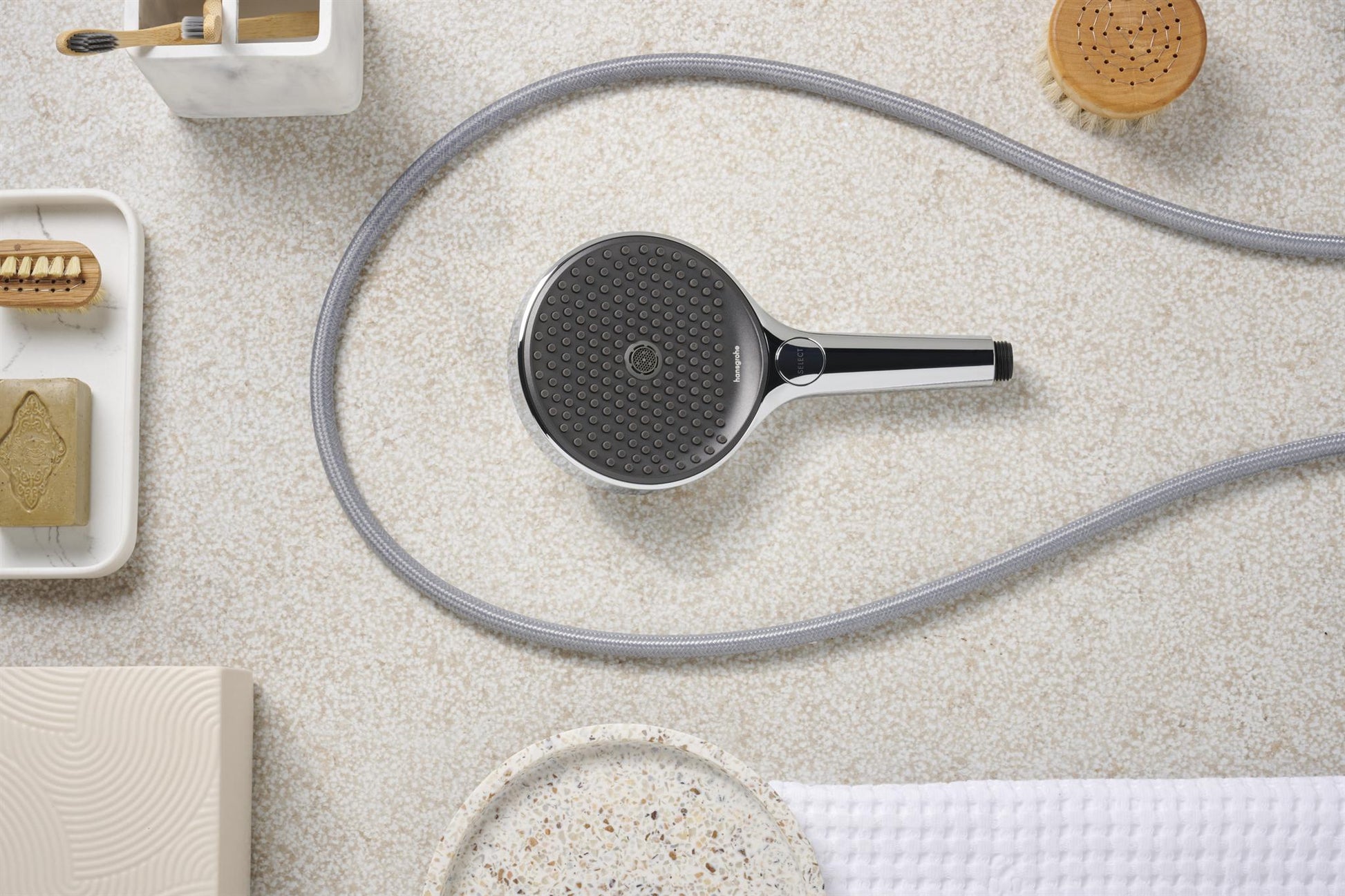 WĄŻ PRYSZNICOWY  DESIGNFLEX SREBRNY OD HANSGROHE 28260000