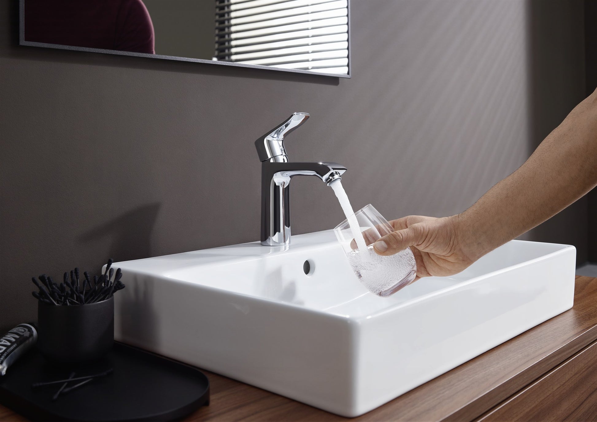 BATERIA UMYWALKOWA NISKA METRIS OD HANSGROHE 31080000