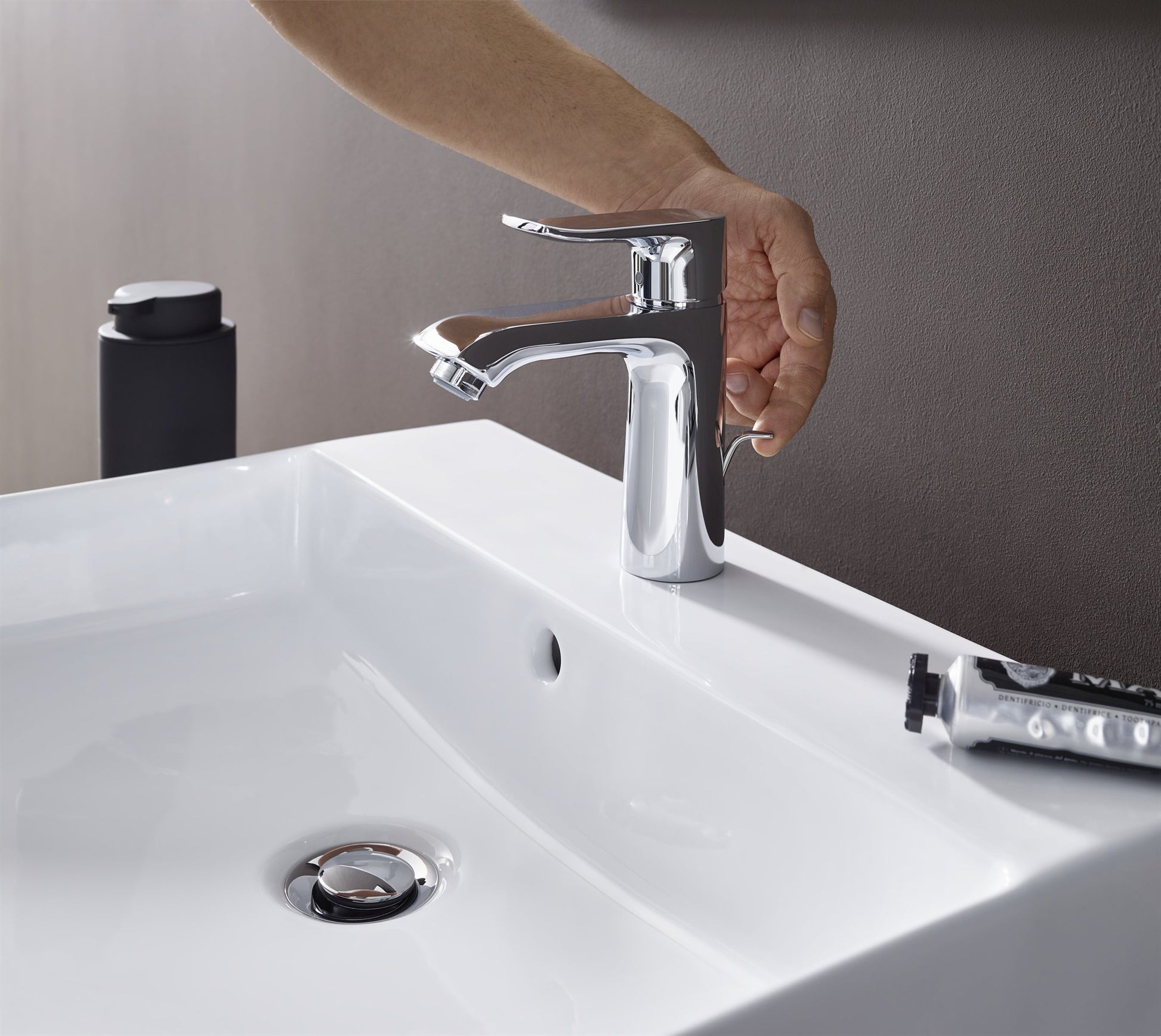 BATERIA UMYWALKOWA NISKA METRIS OD HANSGROHE 31080000