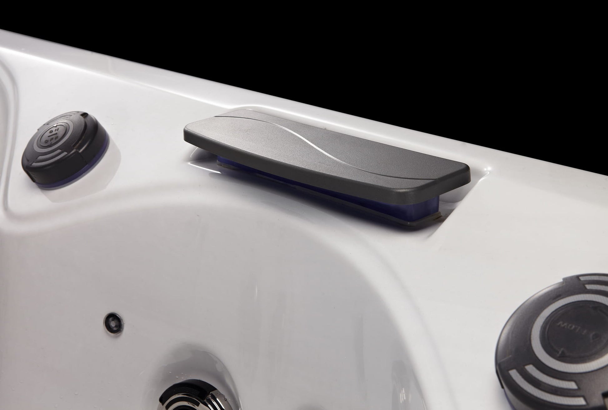 BASEN Z HYDROMASAŻEM 5 - OSOBOWY ODYSSEY SPA 2.0 OD HYDROWELL