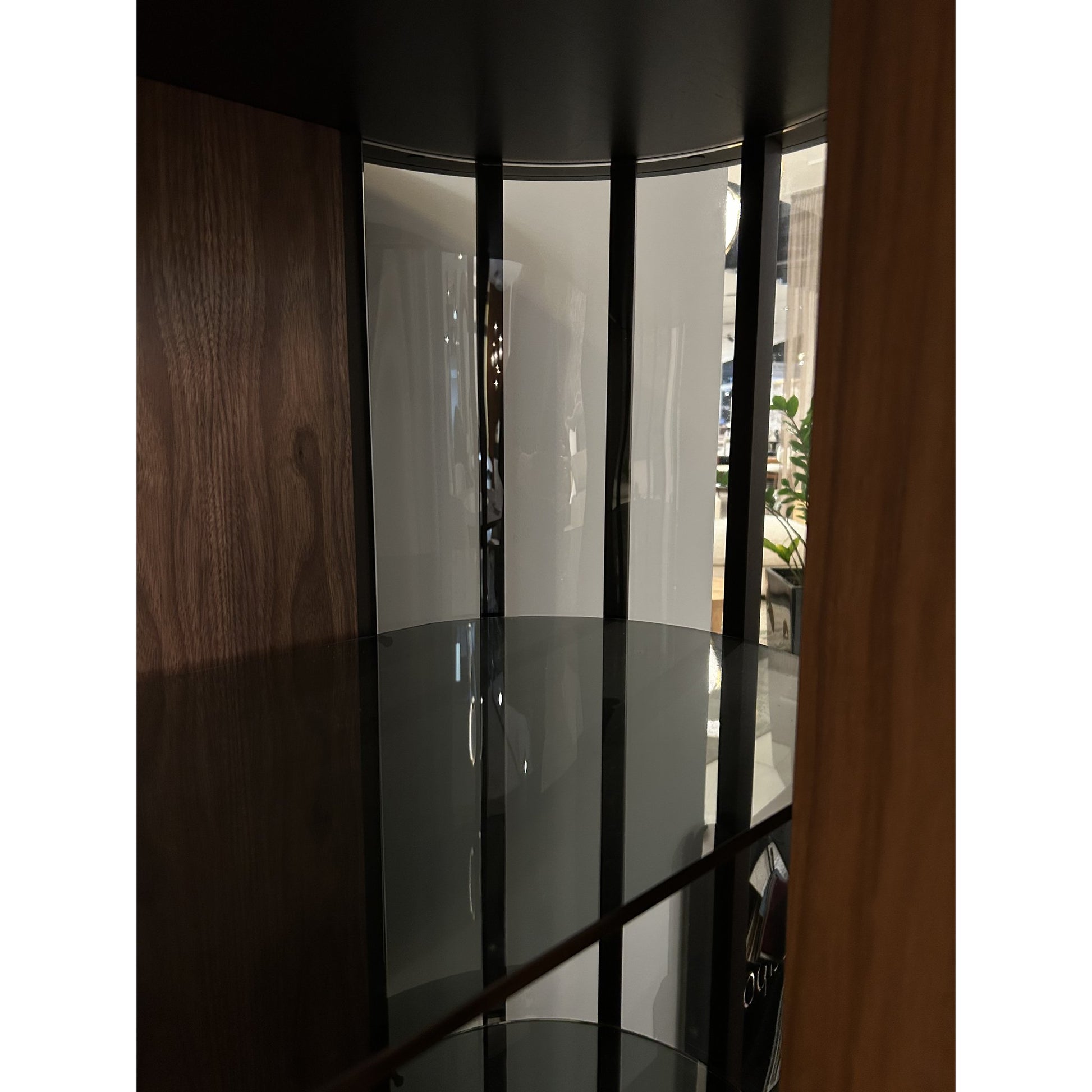 KOMODA COSTES WYSOKA OD CATTELAN ITALIA