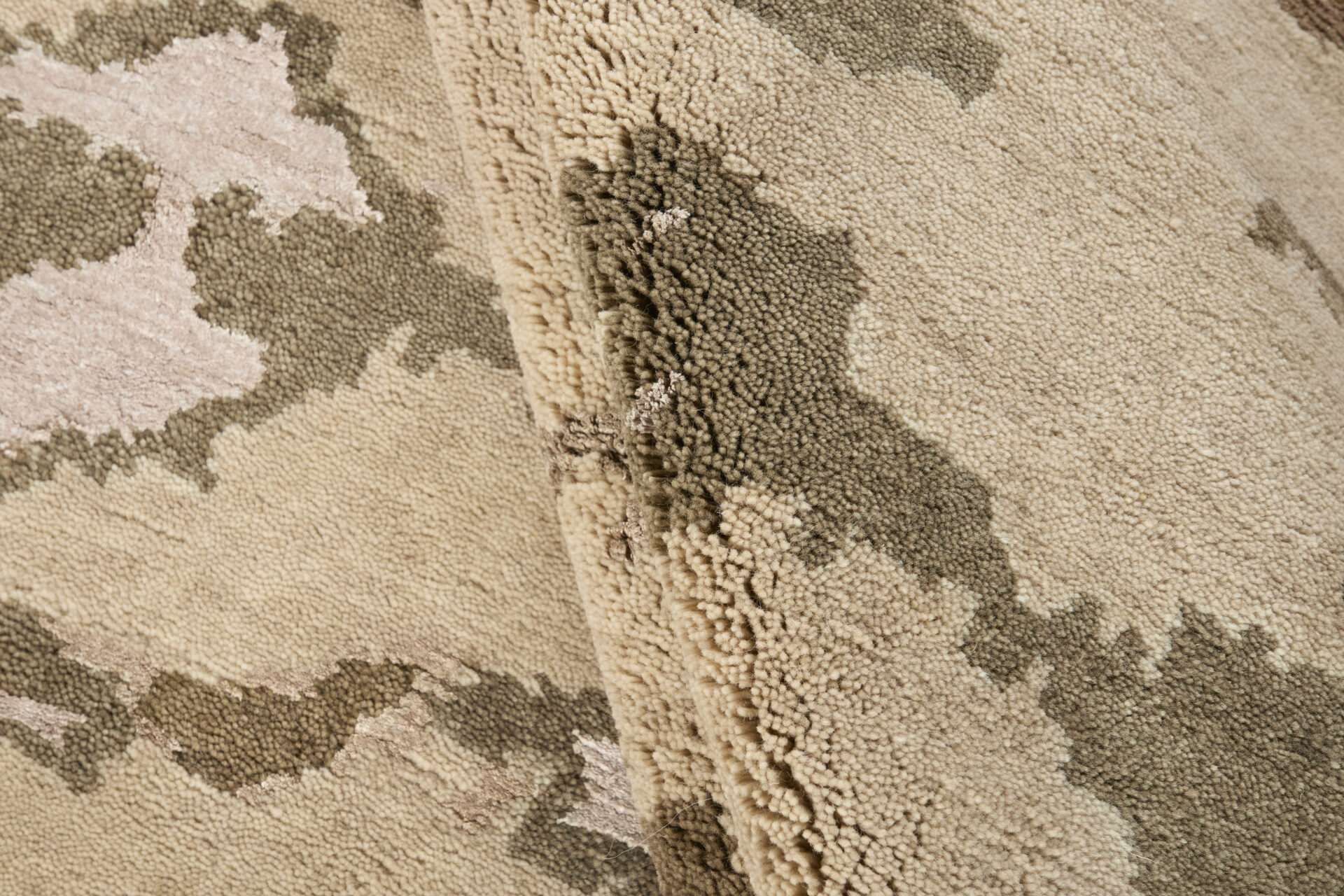 DYWAN PROSTOKĄTNY NEW AGE DIAMOND IN THE SKY BEIGE  x  cm od CARPETS & MORE