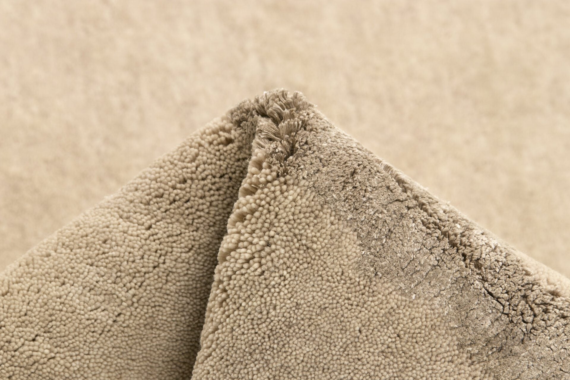DYWAN PROSTOKĄTNY NEW AGE PATH BEIGE  x  cm od CARPETS & MORE