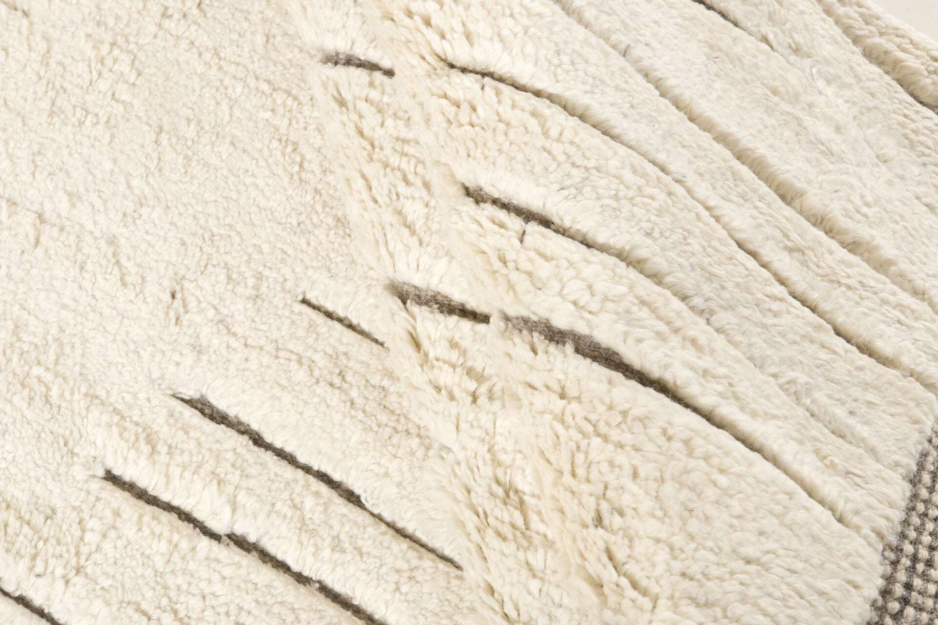 DYWAN PROSTOKĄTNY LANDSCAPE BARK NATURE  x  cm od CARPETS & MORE