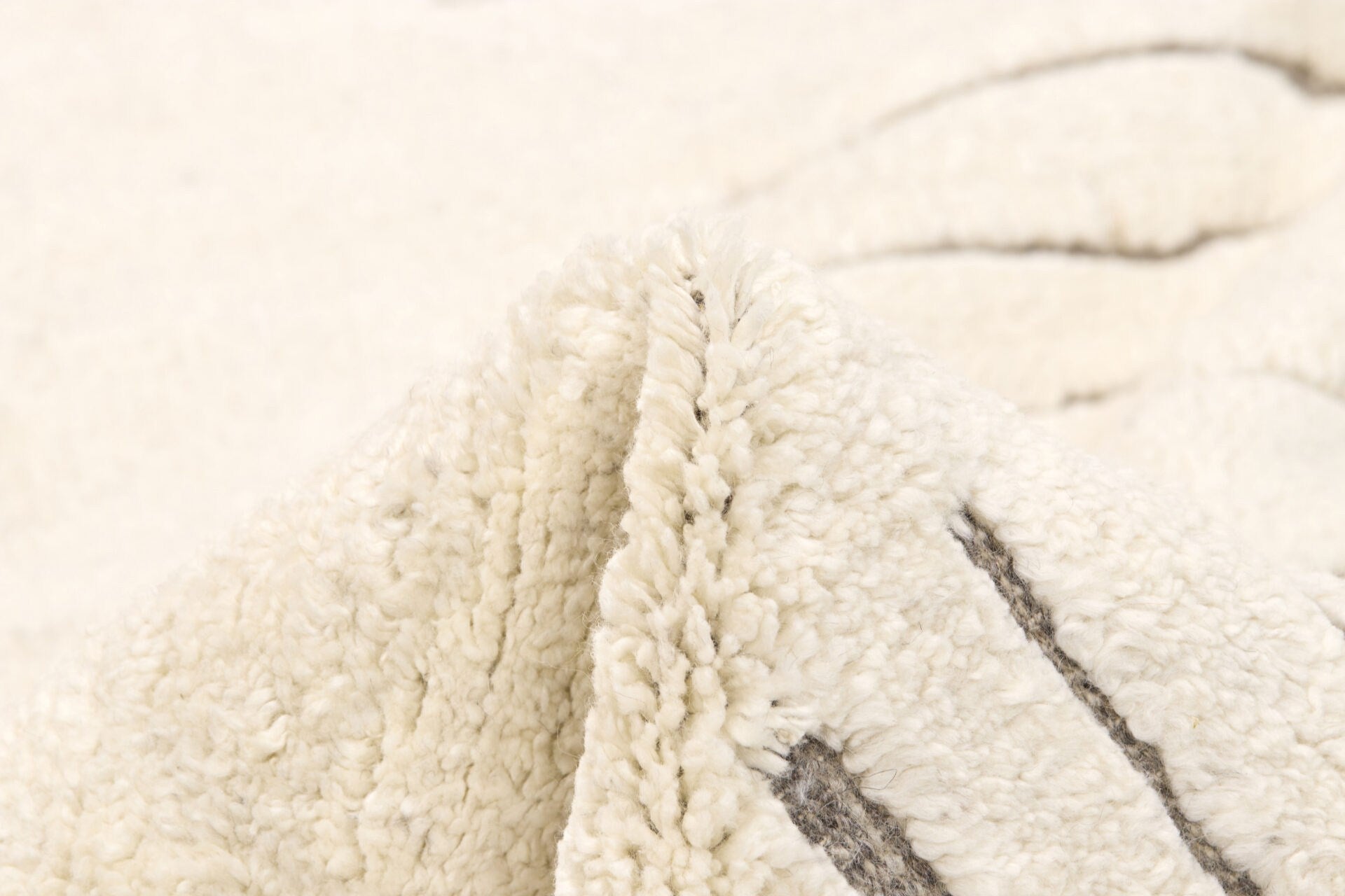 DYWAN PROSTOKĄTNY LANDSCAPE BARK NATURE  x  cm od CARPETS & MORE