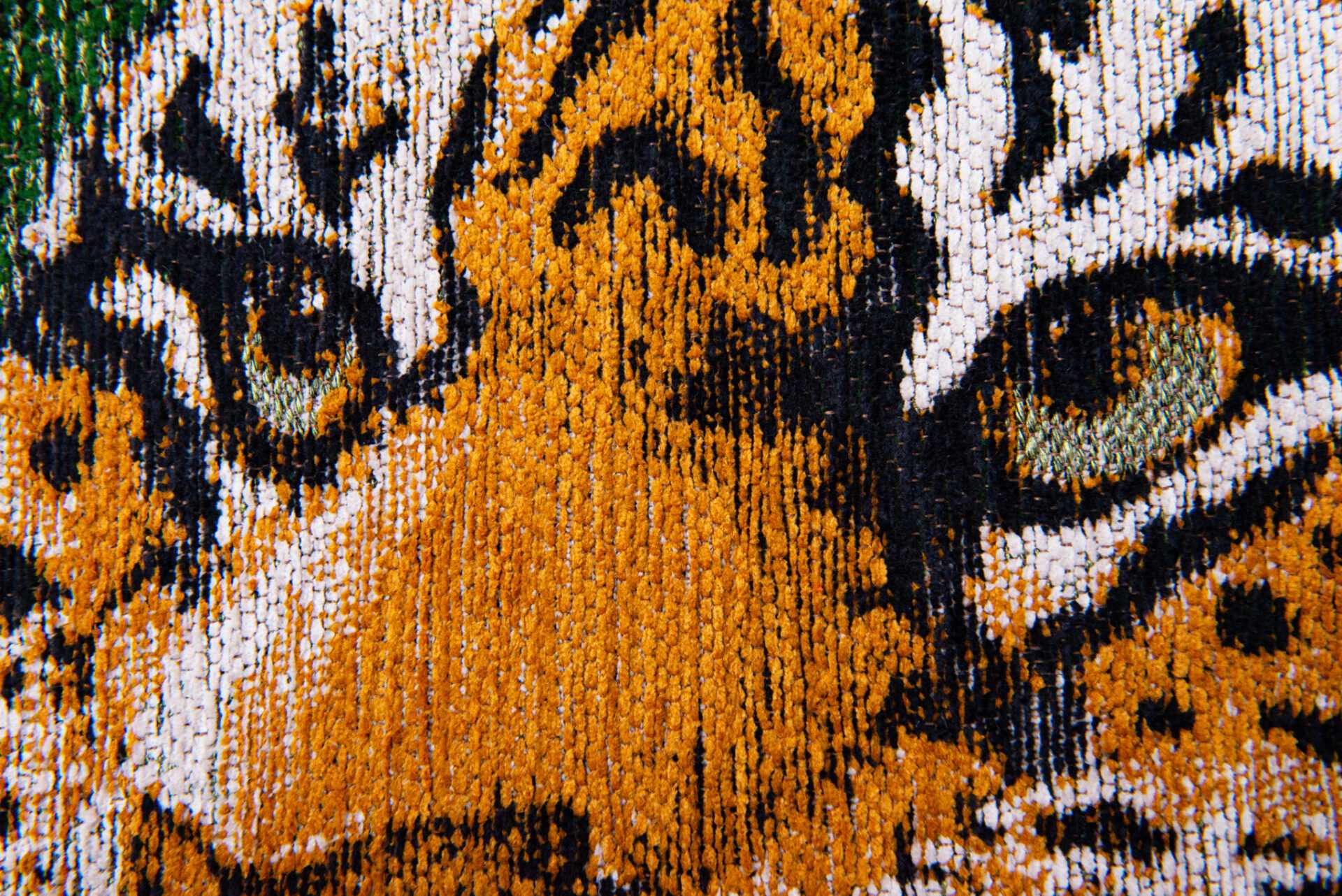 DYWAN OKRĄGŁY POP TIGER GREEN ON FIRE 240 x  CM OD CARPETS & MORE