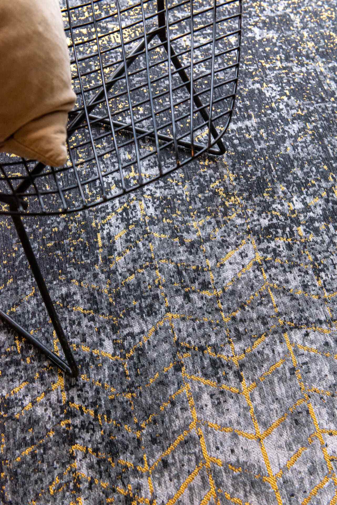 DYWAN PROSTOKĄTNY LADDER BROADWAY GLITTER  x  cm od CARPETS & MORE