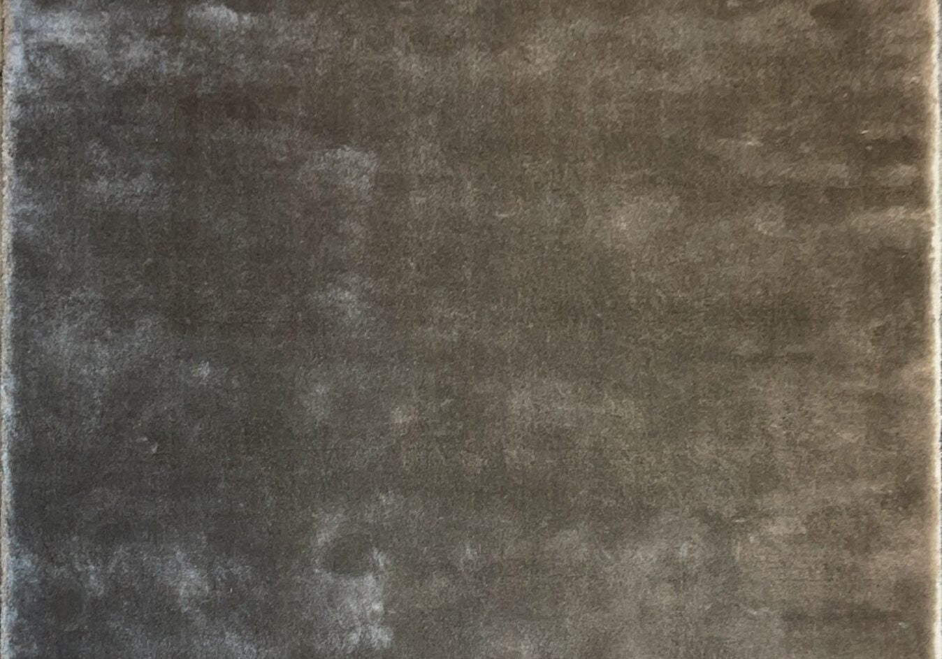 DYWAN PROSTOKĄTNY LONGBARN LISCIO EUKALIPTUS 240 x  CM OD CARPETS & MORE