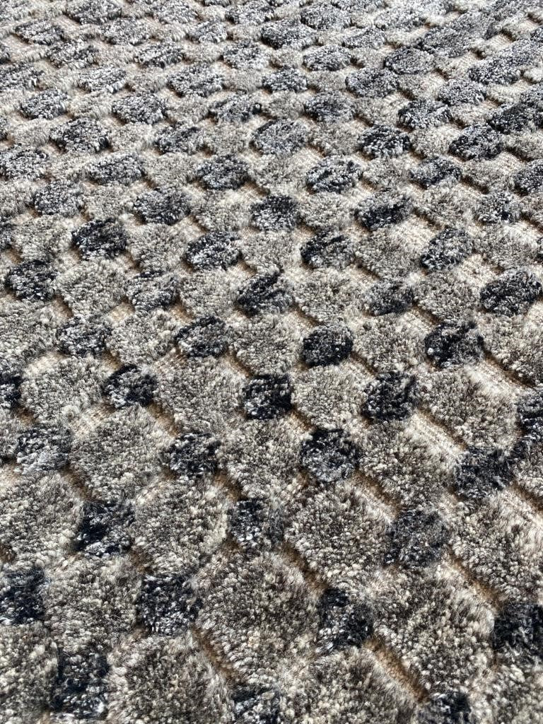 DYWAN PROSTOKĄTNY LANDSCAPE CLIFF CHARCOAL  x  cm od CARPETS & MORE