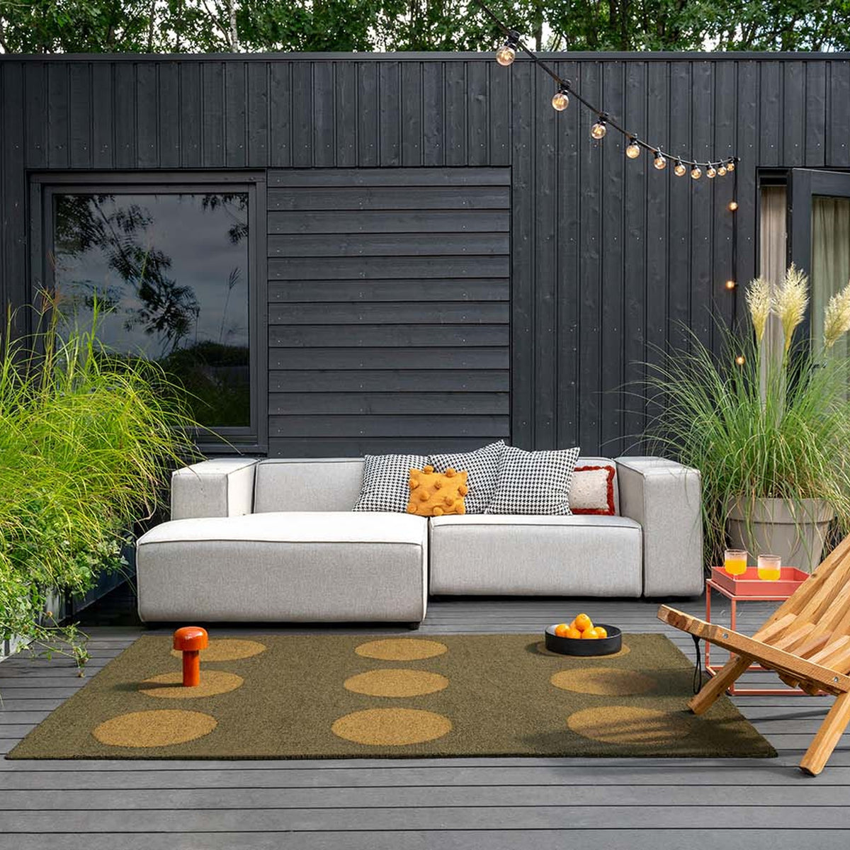 DYWAN PROSTOKĄTNY FESTIVAL DOTS OLIVE GREEN 230 X 160 CM OD BRINK & CAMPMAN
