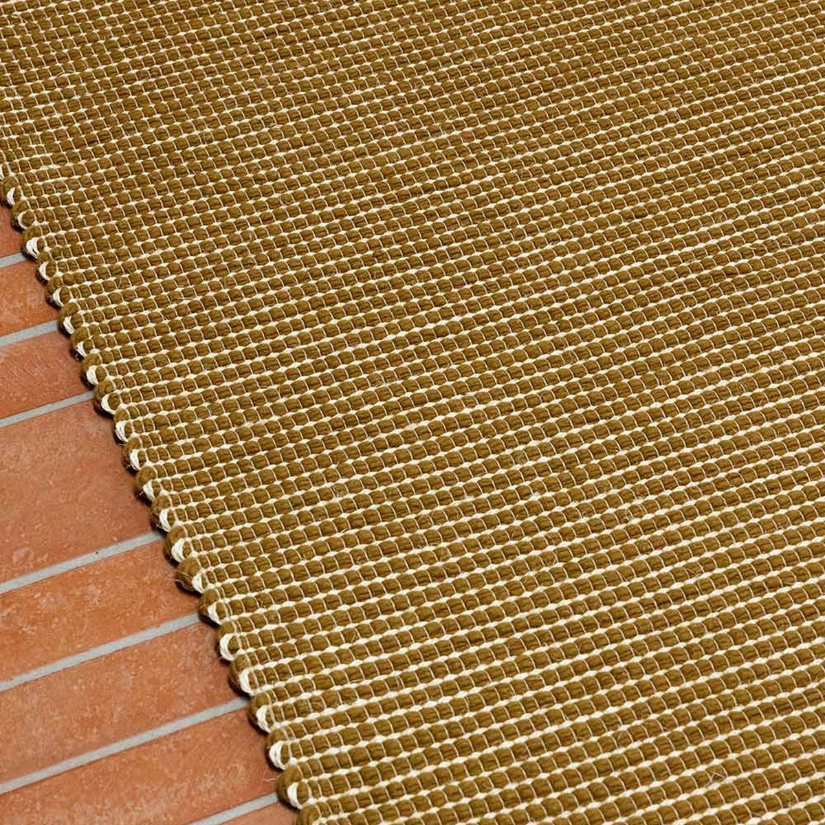 DYWAN PROSTOKĄTNY FRAME MUSTARD 240 X 170 CM OD BRINK & CAMPMAN
