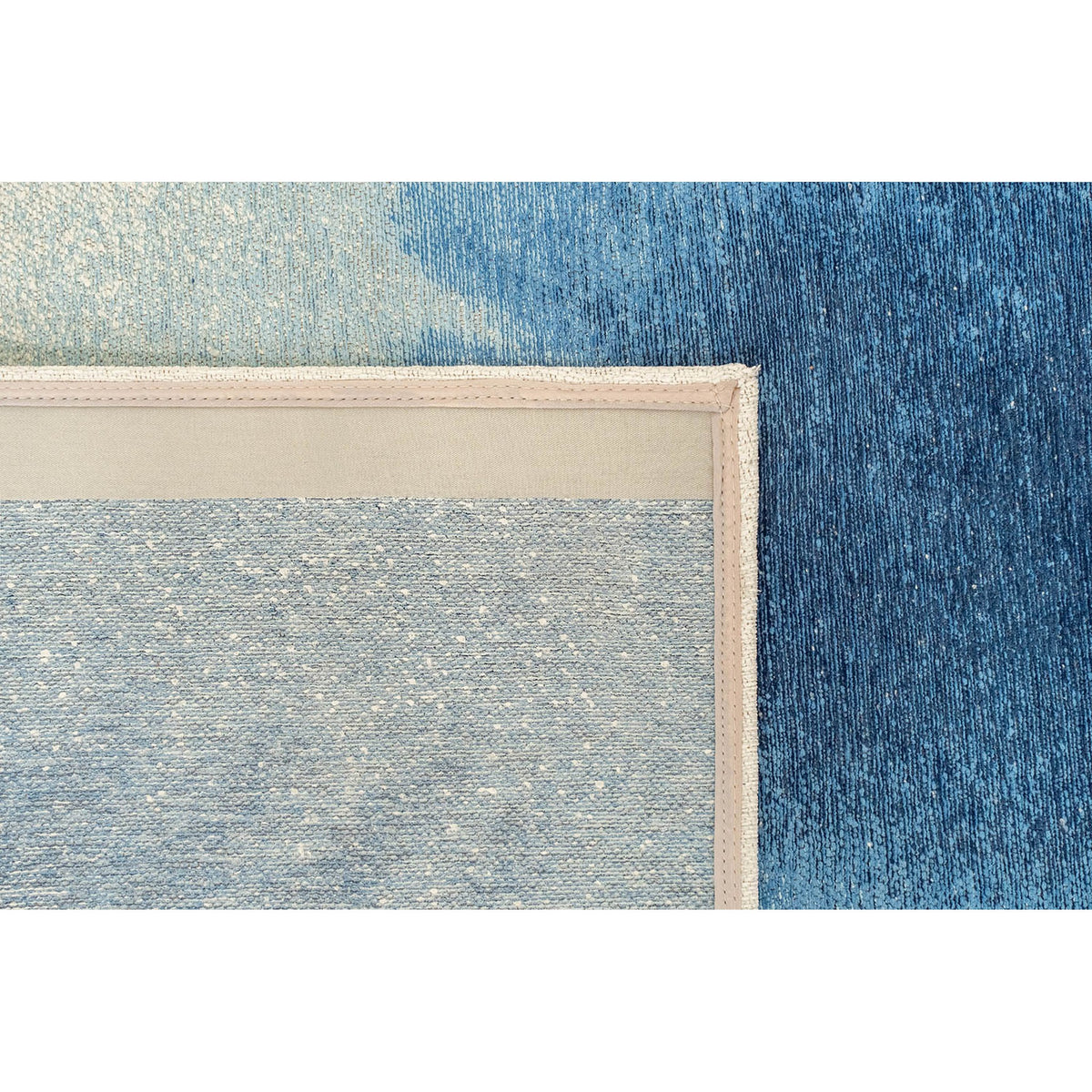 DYWAN PROSTOKĄTNY DROP DREAM IN BLUE 240 X 170 CM OD LOUIS DE POORTERE
