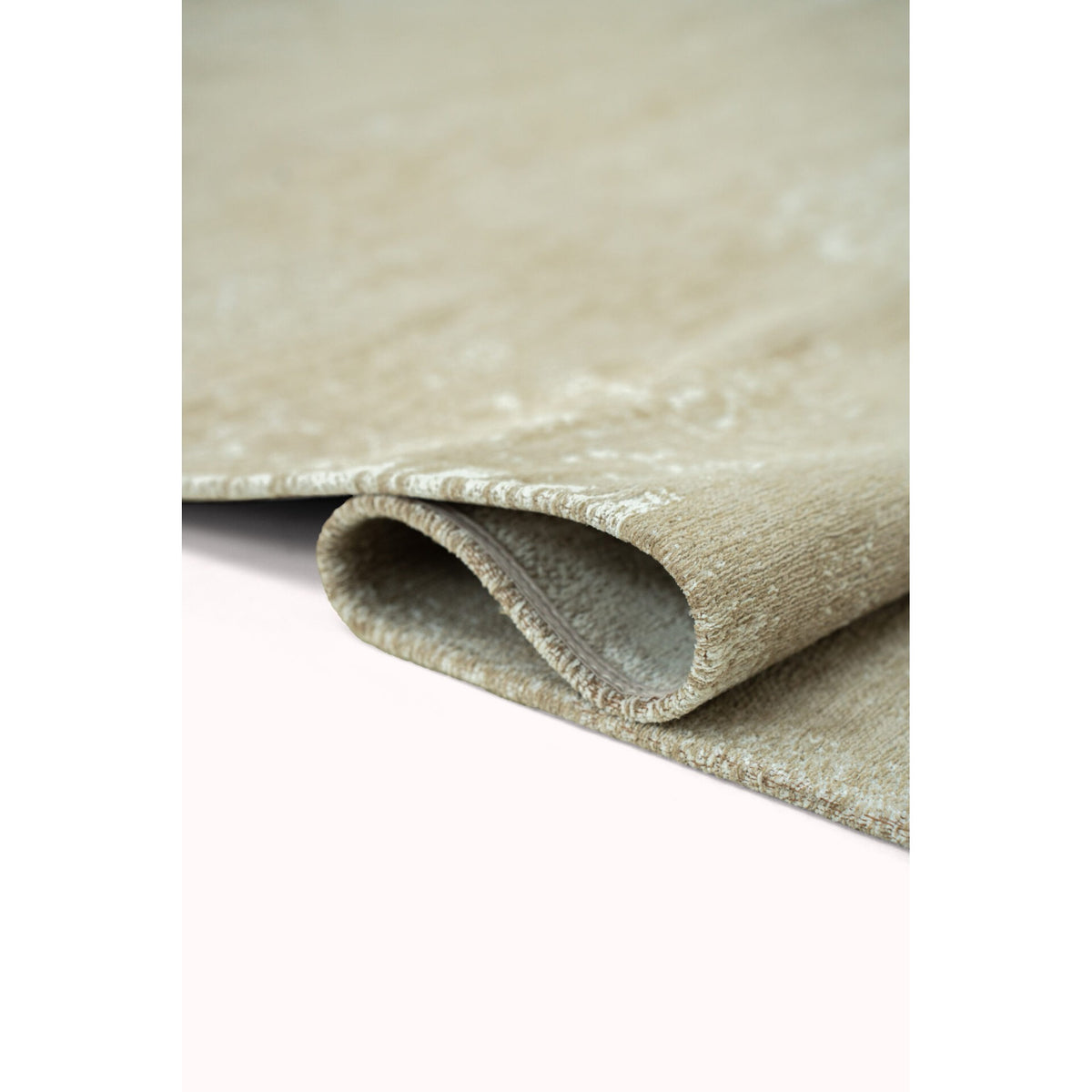 DYWAN PROSTOKĄTNY MEDALLION MILK CURRY 240 X 170 CM OD LOUIS DE POORTERE