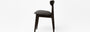 KRZESŁO TAPICEROWANE Z LITEGO DREWNA MUNO DĄB CIEMNY OD MAXLIVING