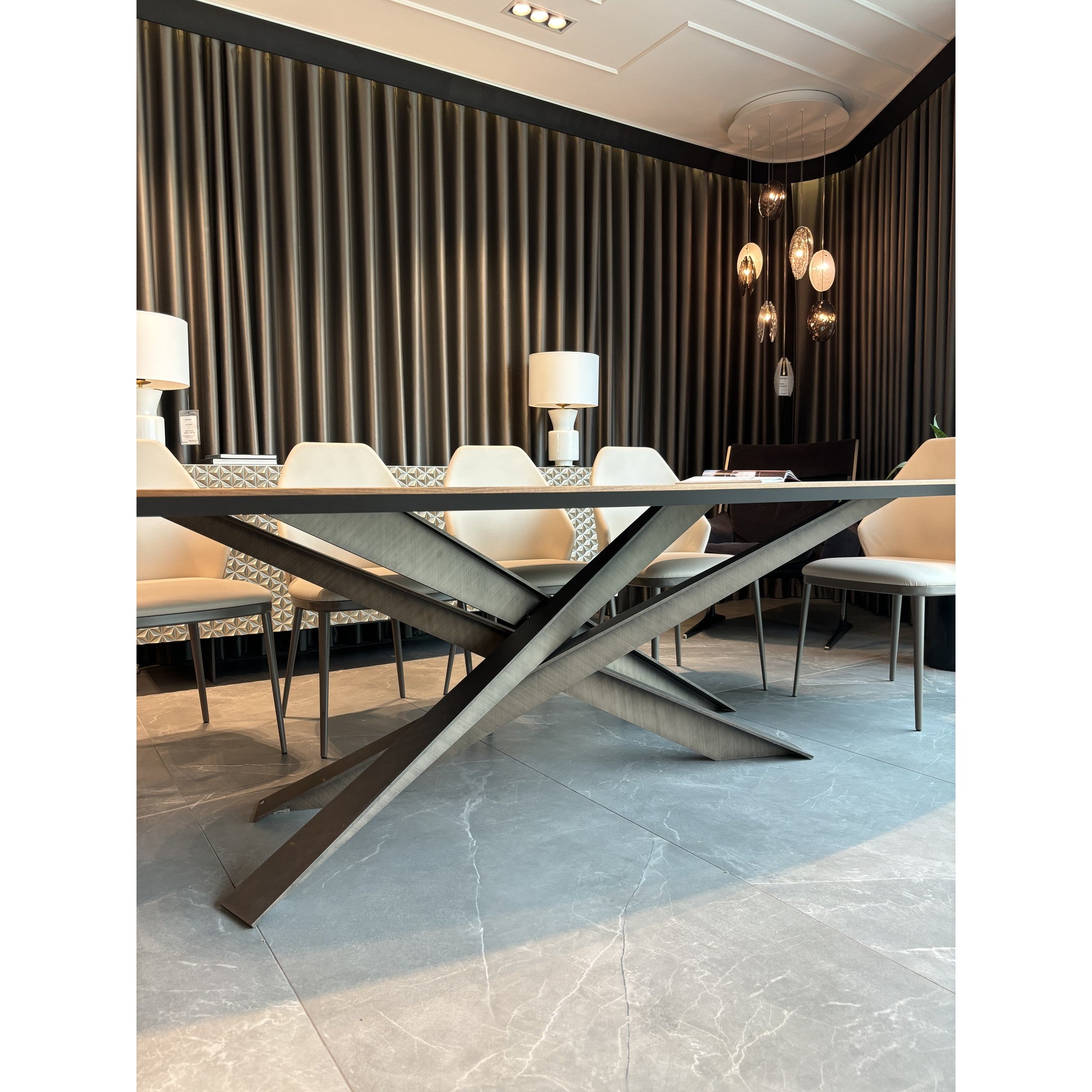 STÓŁ STÓŁ LANCER OD CATTELAN ITALIA