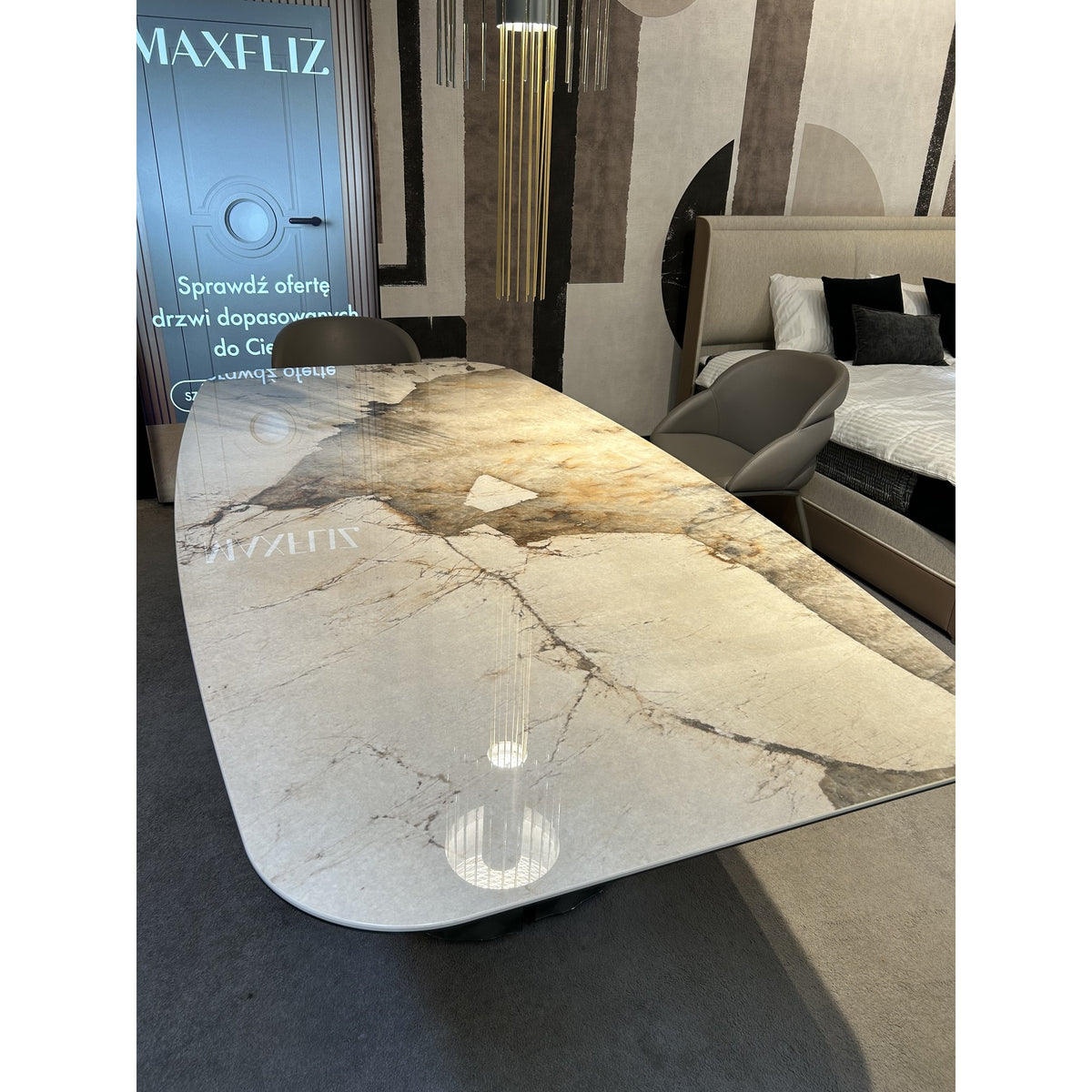 STÓŁ STÓŁ ATRIUM KERAMIK OD CATTELAN ITALIA