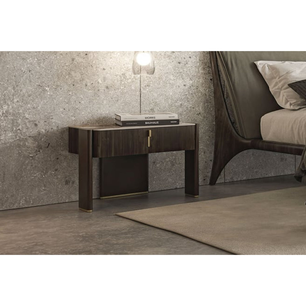 JULIAN OD CATTELAN ITALIA