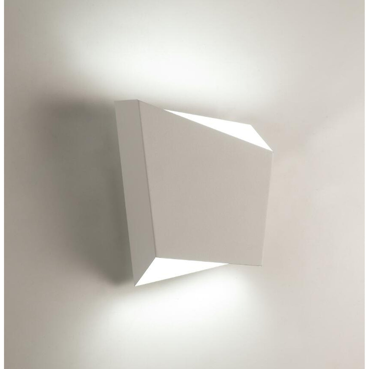 LAMPA ŚCIENNA ASIMETRIC OD MANTRA 6220