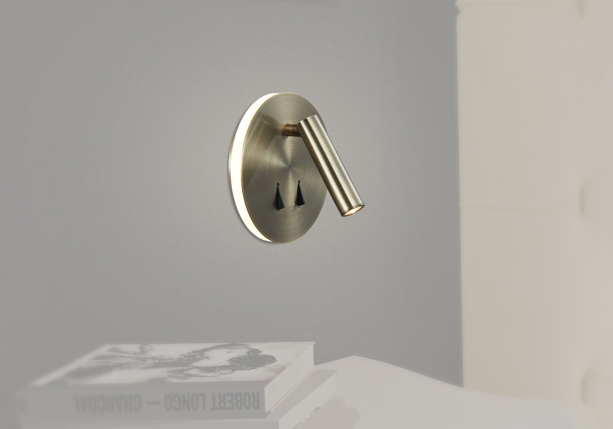 LAMPA ŚCIENNA CAYMAN OD MANTRA 6082
