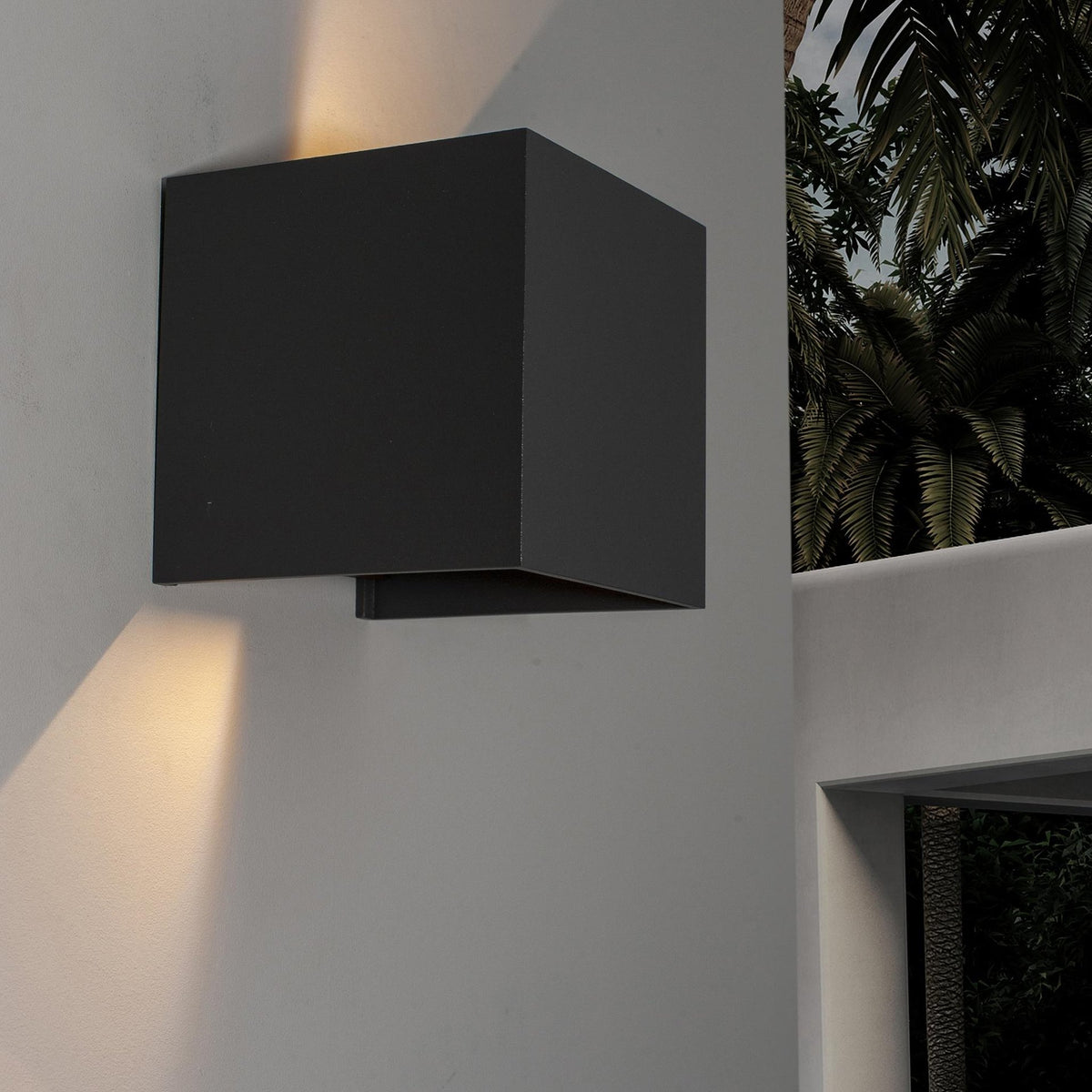 LAMPA ŚCIENNA DAVOS OD MANTRA 6524