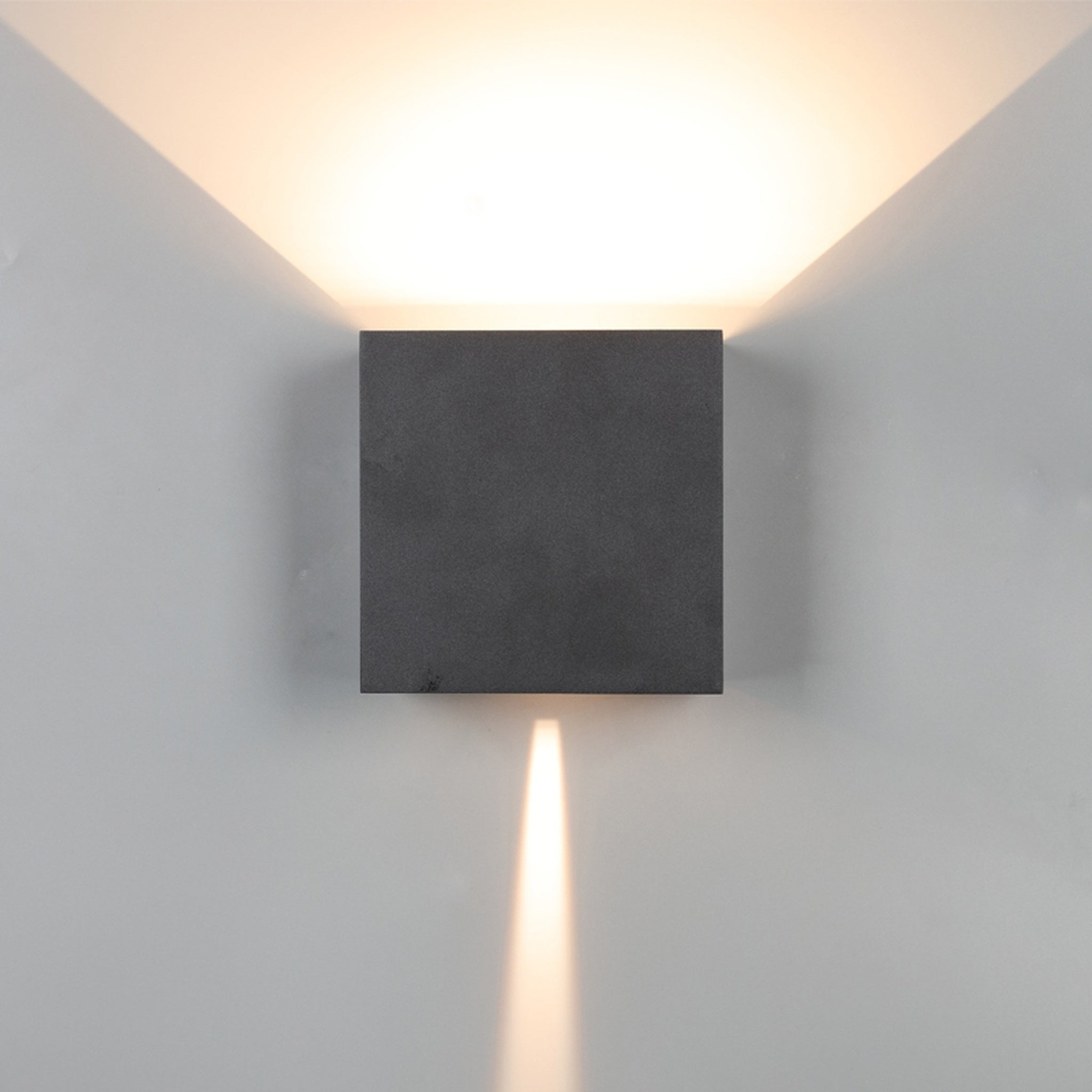 LAMPA ŚCIENNA DAVOS OD MANTRA 7437