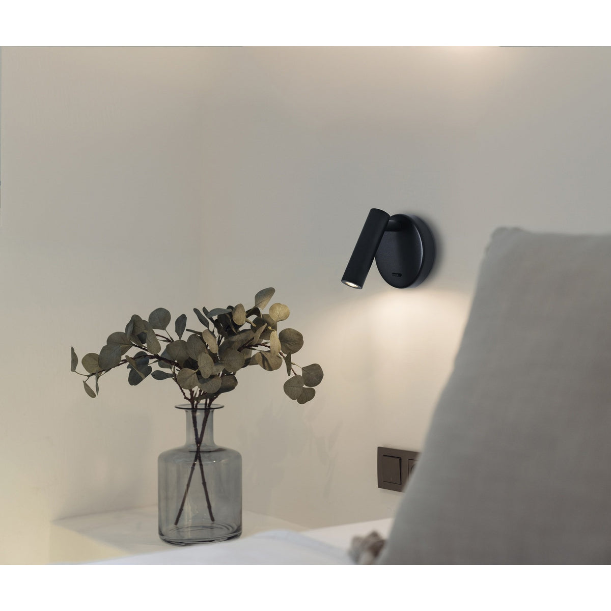 LAMPA ŚCIENNA PREA OD MANTRA 8834