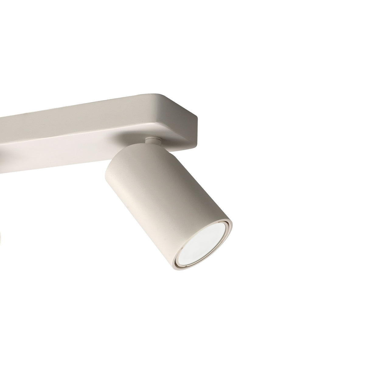 SPOTLIGHT  SAL OD MANTRA 6282