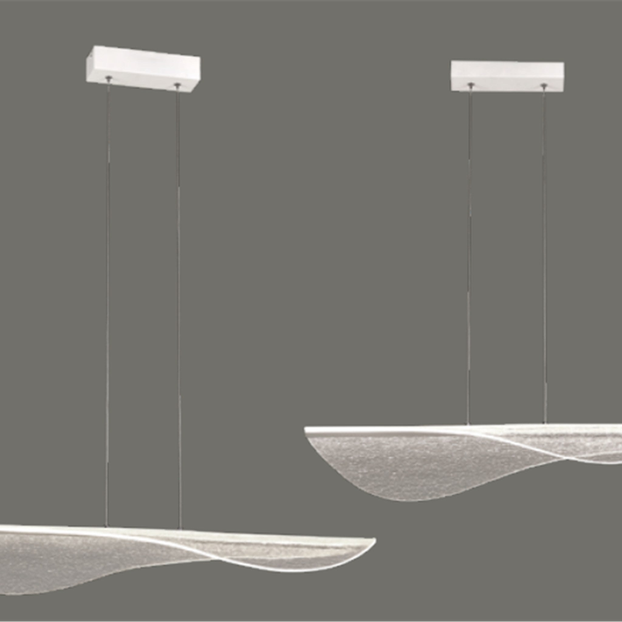 LAMPA WISZĄCA  OD MANTRA 8209