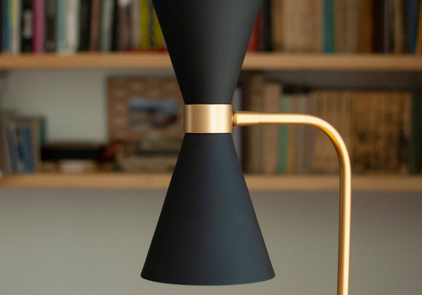 LAMPA  CORNET CZARNY OD MAXLIGHT T0039